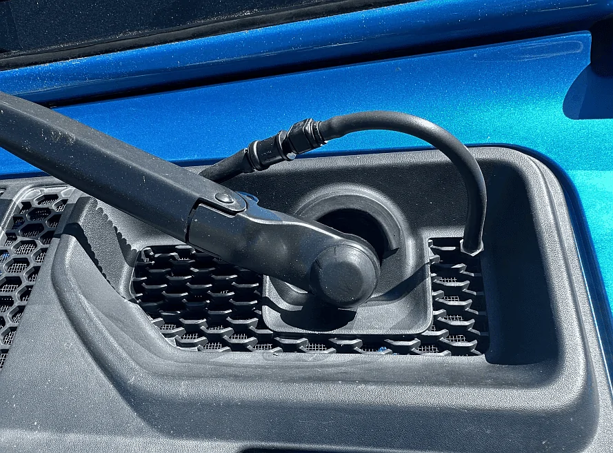 Jeep Gladiator Mopar Performance Windshield Wipers w/ Built-In Washer Jets Released For Jeep Gladiator 1690063708636