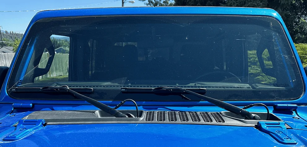 Jeep Gladiator Mopar Performance Windshield Wipers w/ Built-In Washer Jets Released For Jeep Gladiator 1690063789030