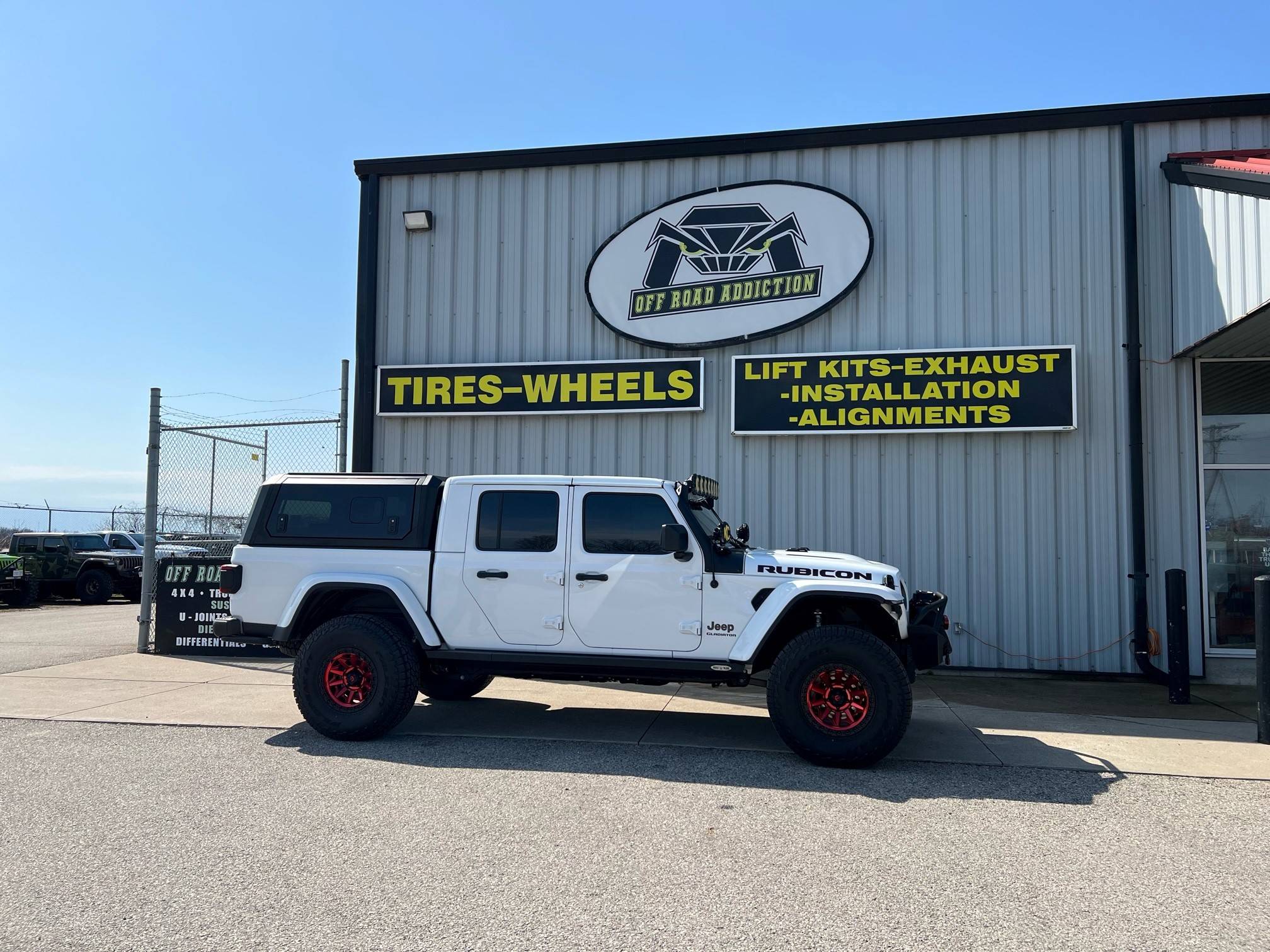 Jeep Gladiator Thinking about switching to 37s on my daily. Bad idea?? JT RSI2