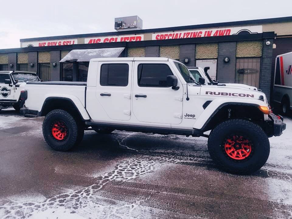Jeep Gladiator Thinking about switching to 37s on my daily. Bad idea?? XVSK8629.JPG