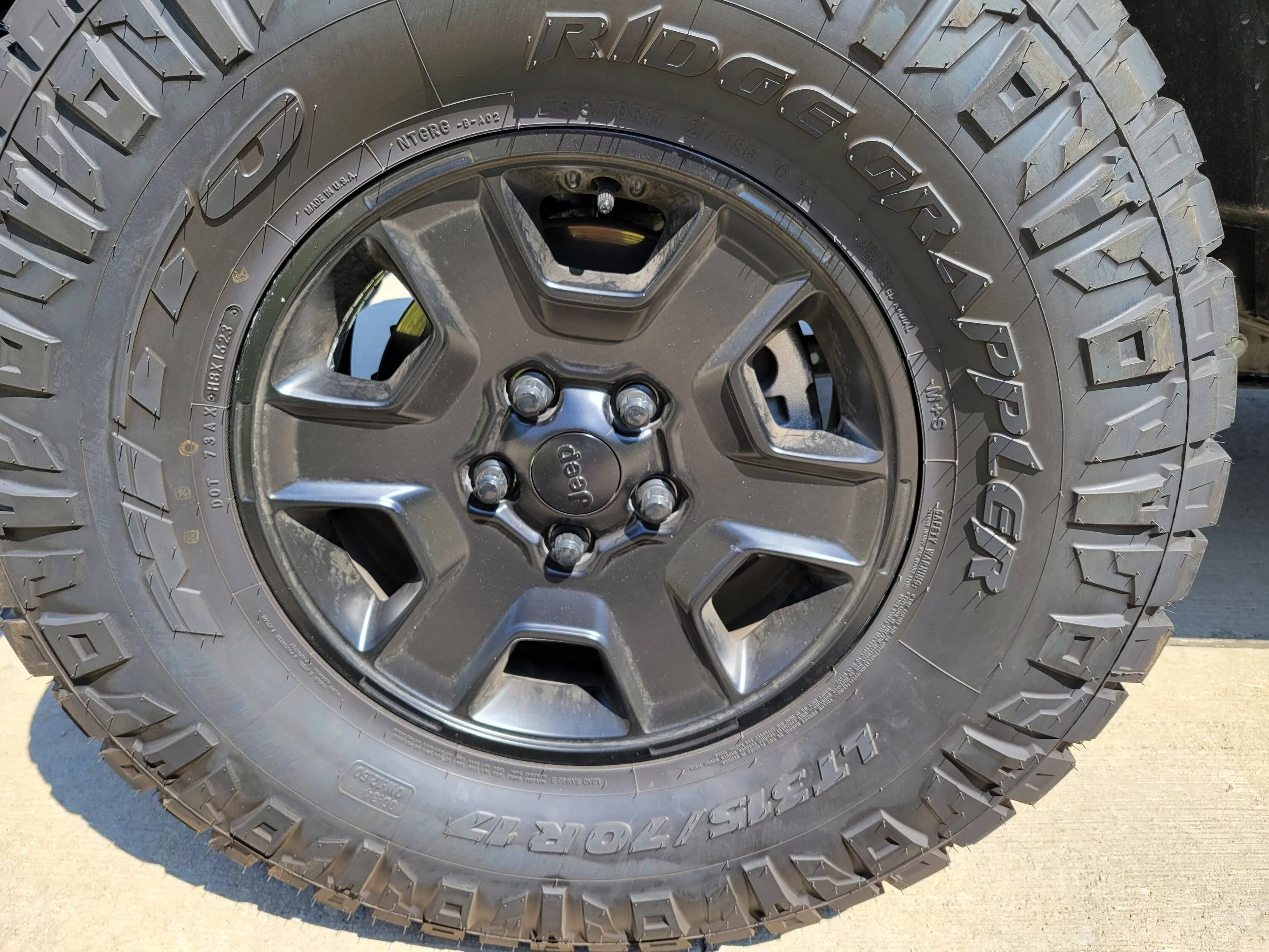 Jeep Gladiator Lug nut size (nothing fits, not even 22mm) Black-4