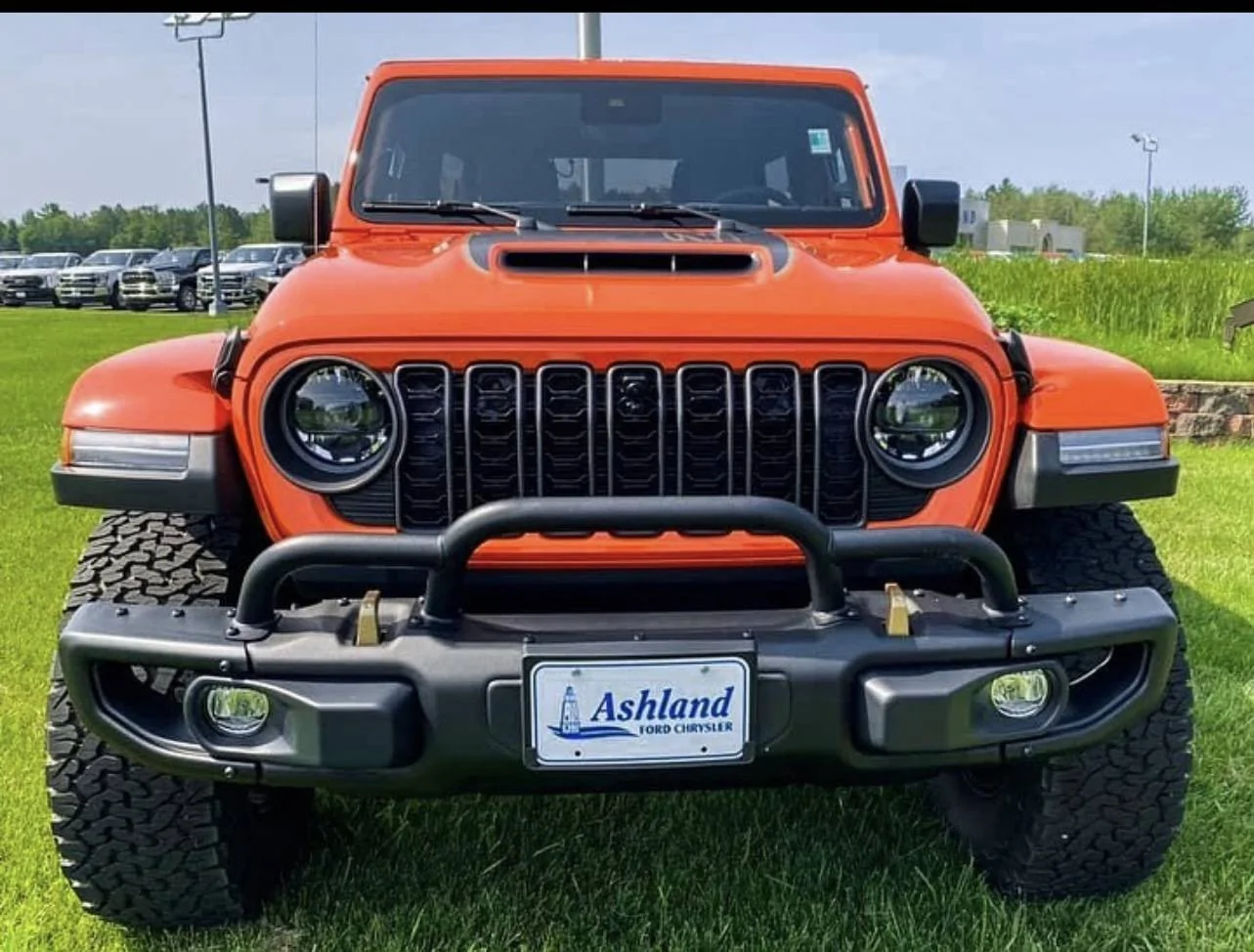 Jeep Gladiator Updated 2024+ grille installed on my 2020 JT (temperature readings added) IMG_8309