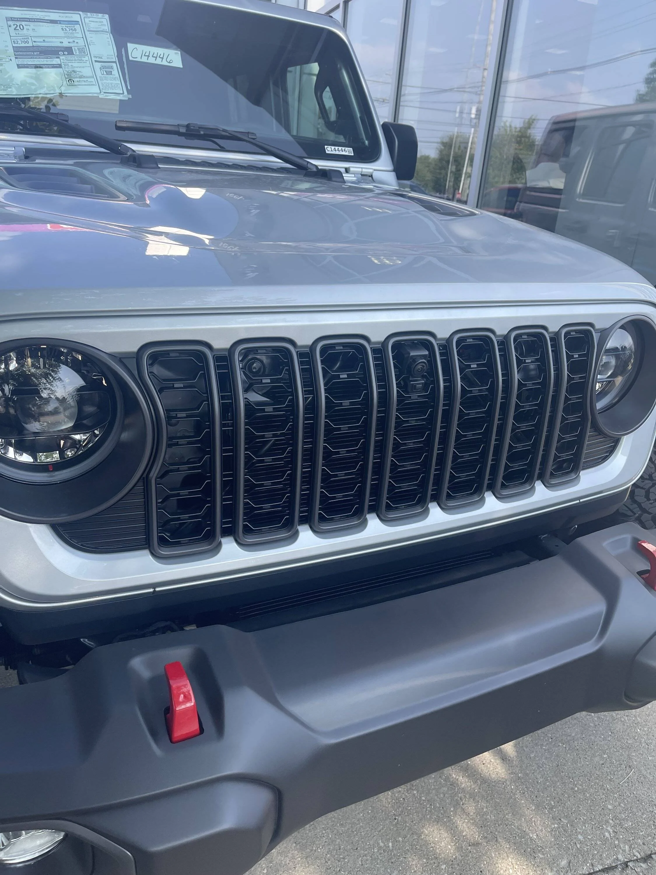 Jeep Gladiator Updated 2024+ grille installed on my 2020 JT (temperature readings added) IMG_8317