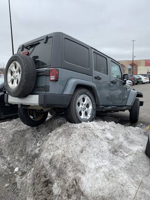 Jeep Gladiator HEY!!!  You can't park there!! IMG_2337