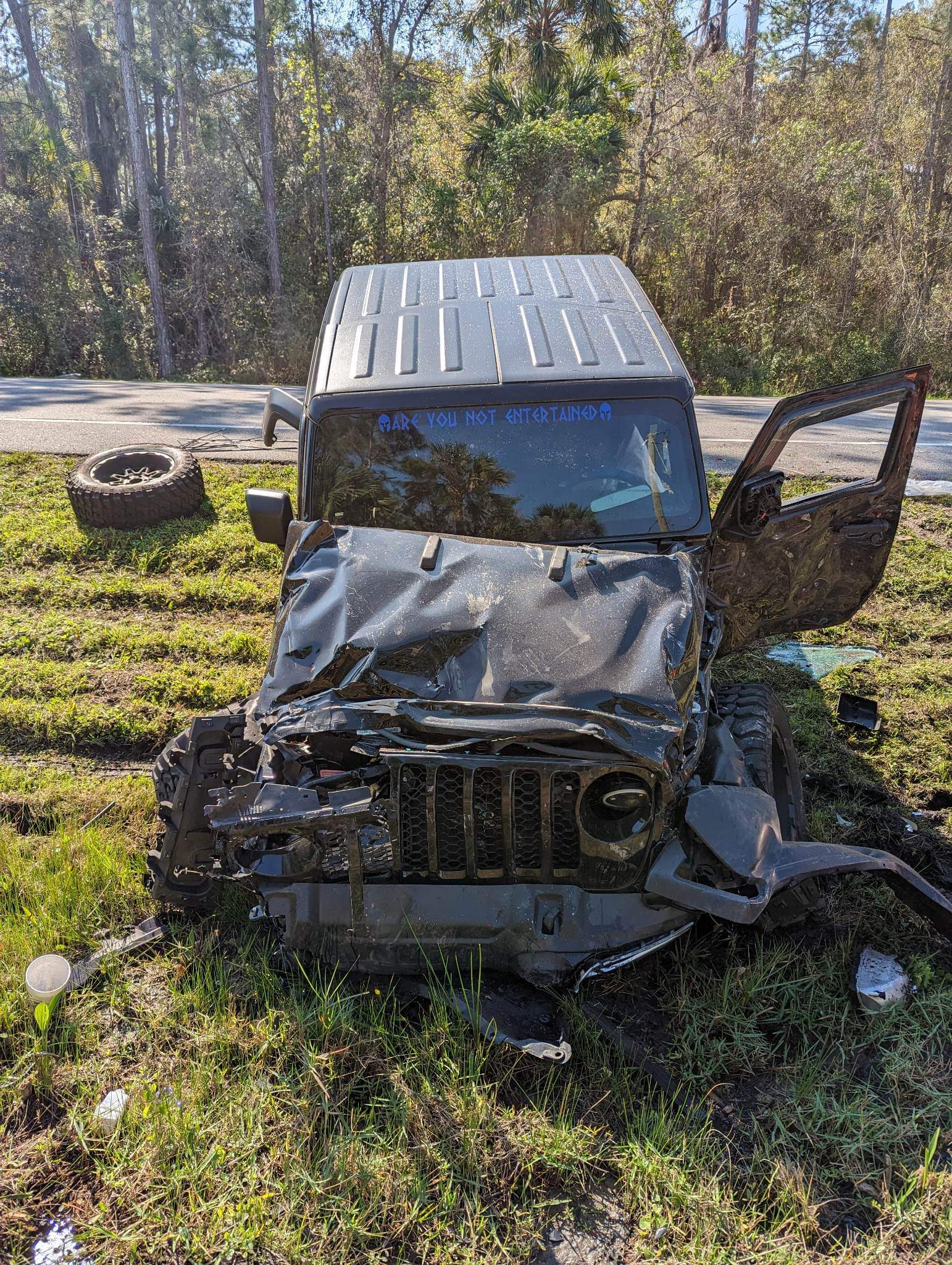 Jeep Gladiator Stopped at light Gladiator vs 53’ Semi Truck… received_3488504278137626