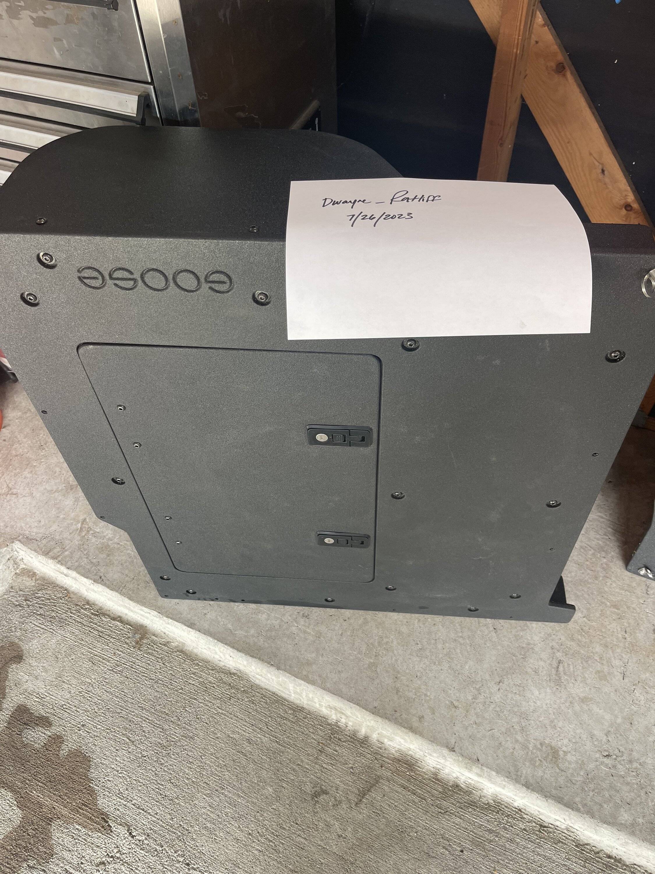 Jeep Gladiator Goose Gear 60% Passenger Seat Delete - High Platform w/Factory Subwoofer IMG_8382