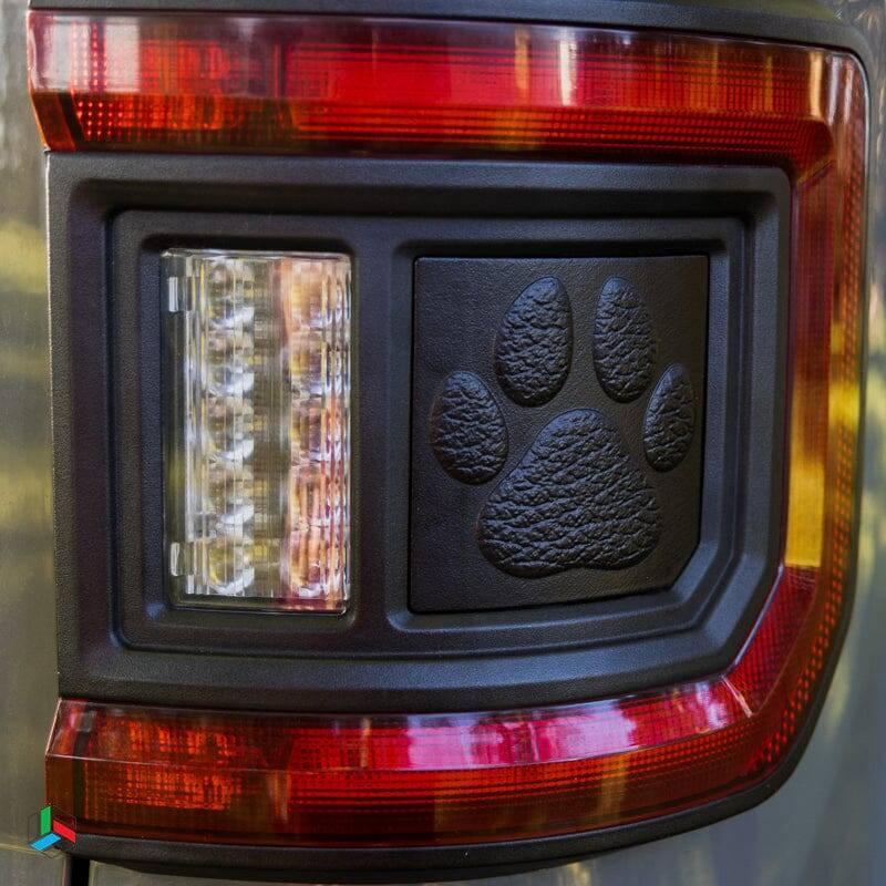 Jeep Gladiator ❤️?  WOOF WOOF ? by Threedom 361195911_766716212126130_2266478041230707612_n
