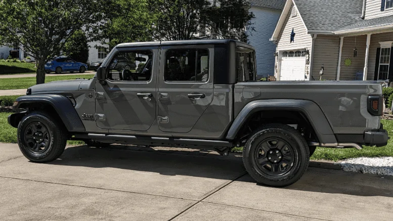 Jeep Gladiator 2023 Hard top $1750 Screenshot_20230727-175913~2