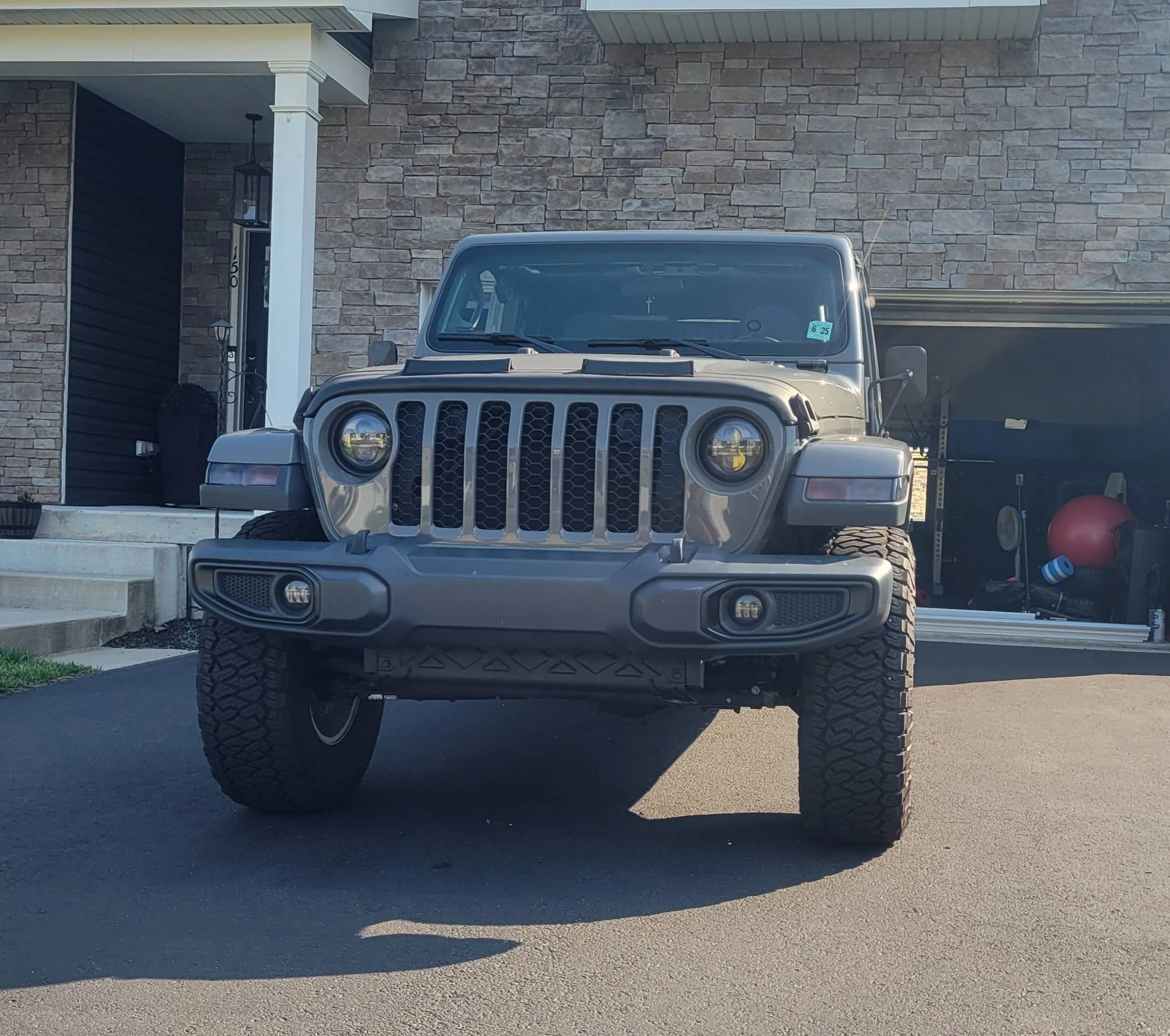 Jeep Gladiator Lets see those Sport S Gladiators with 35" tires and wheels !! 20230723_170245
