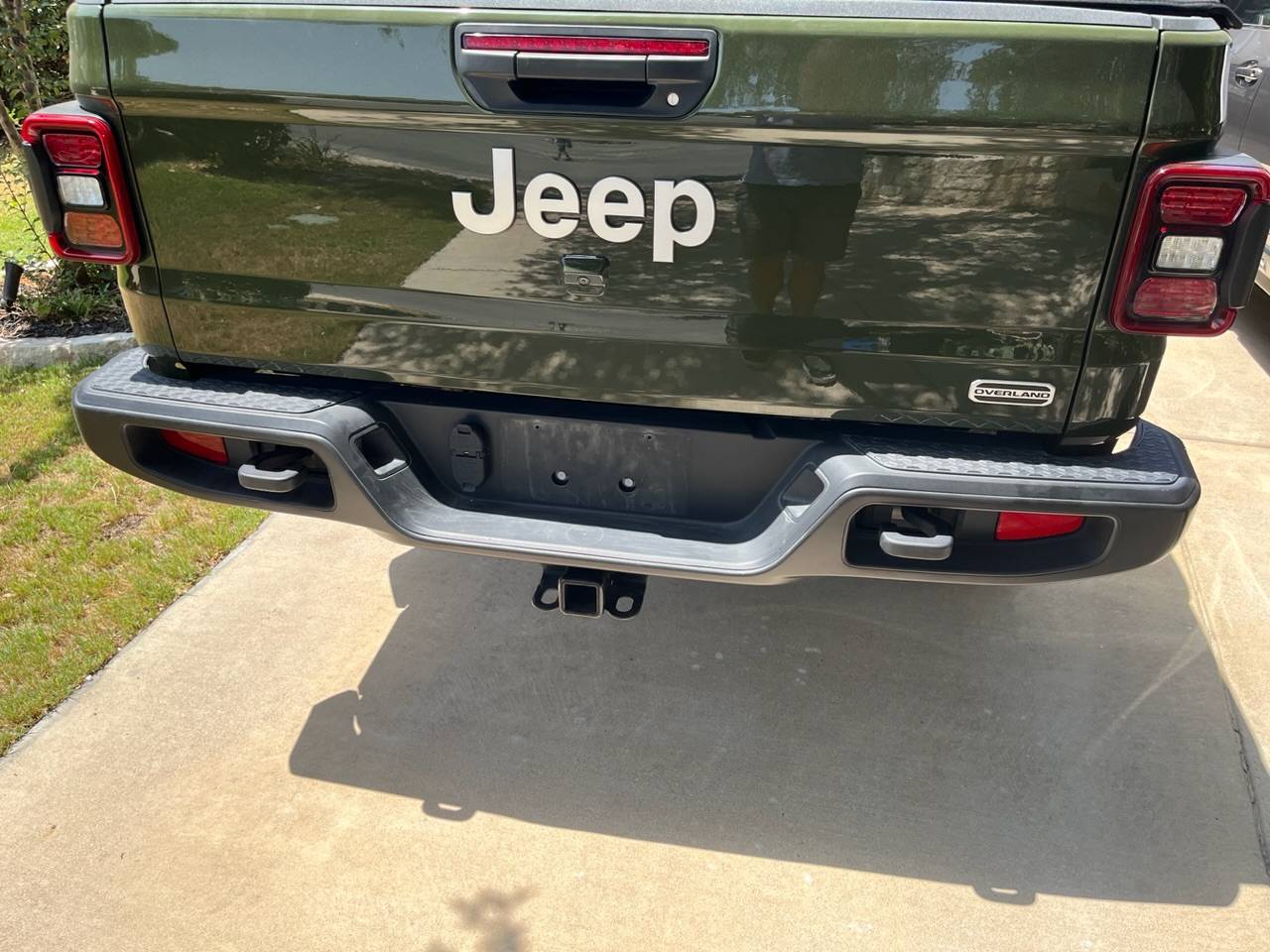 Jeep Gladiator Rear Plastic Bumper w/ 2 Tow Hook Cut Outs IMG_4923