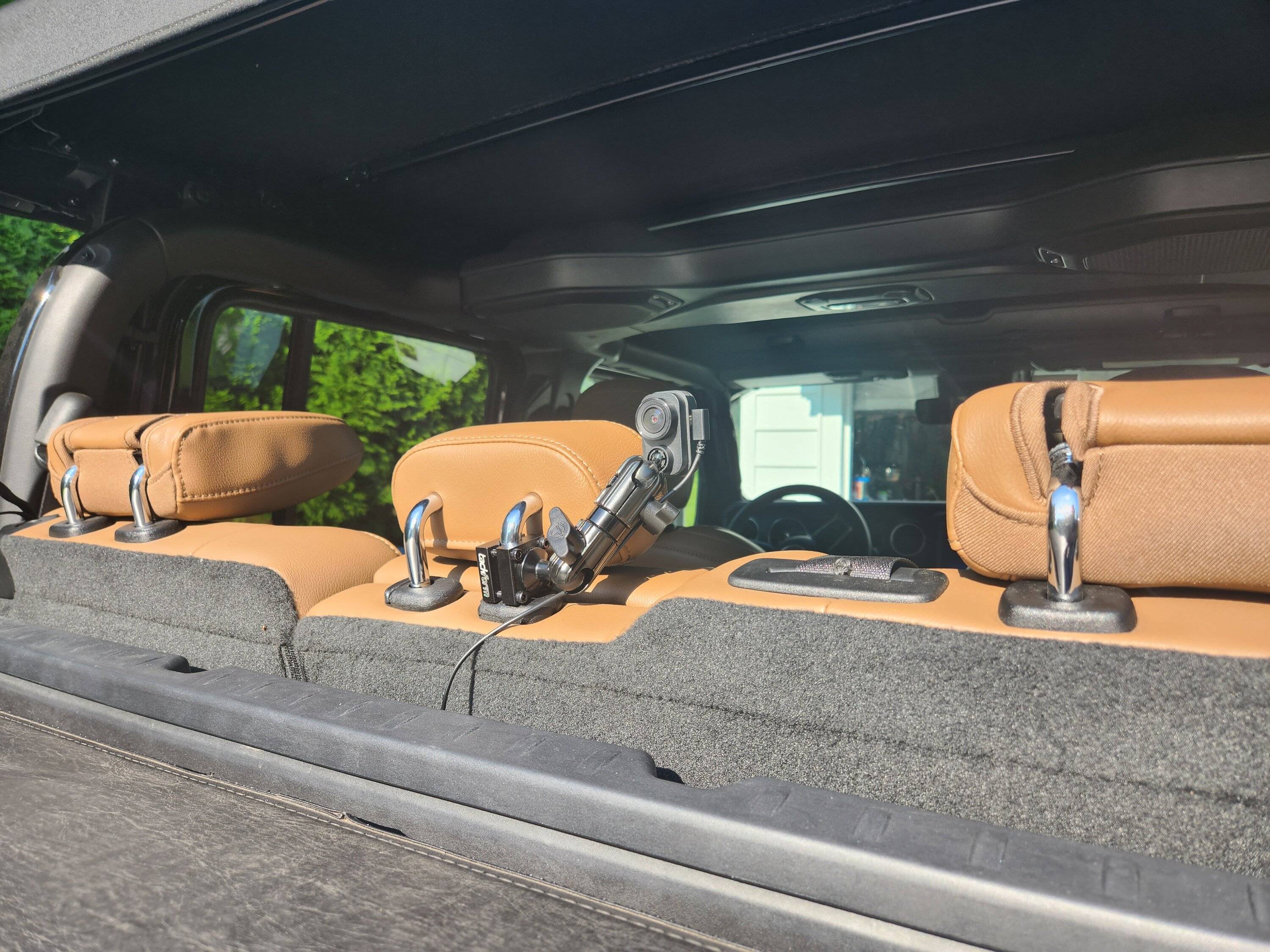 Jeep Gladiator Rear Dash cam location 20230728_171031