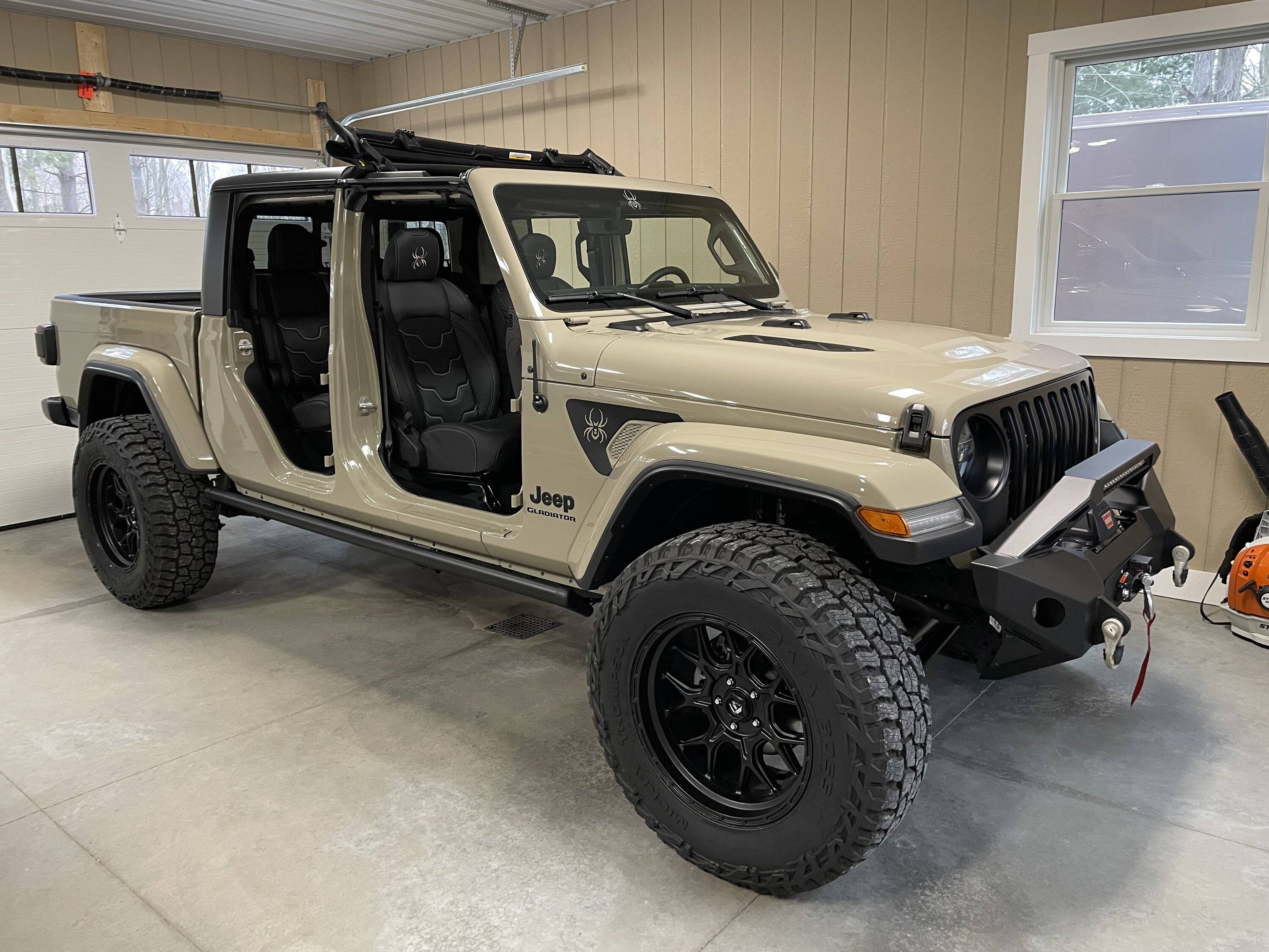 Jeep Gladiator Show and Tell Tuesday!! IMG_1016