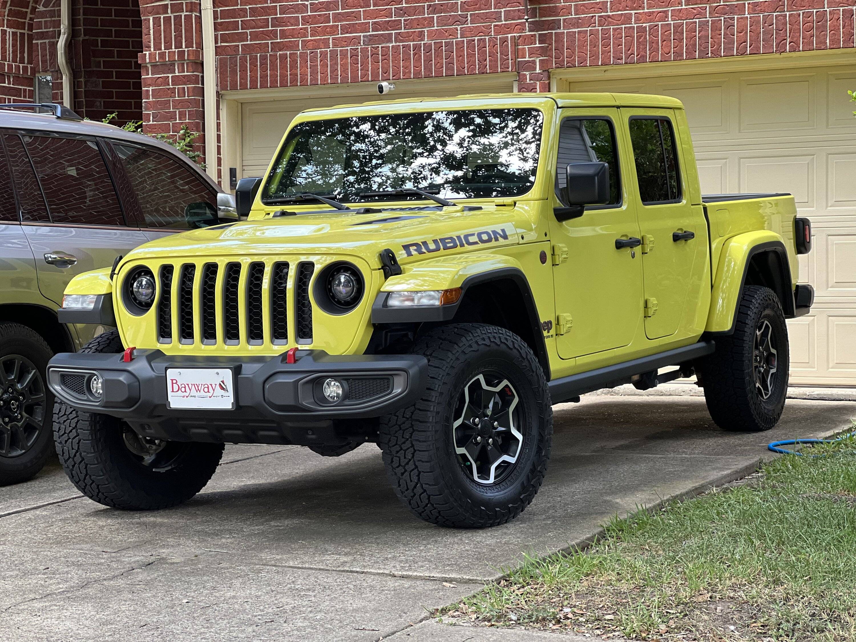Jeep Gladiator HIGH VELOCITY Gladiator JT Club A66B2ED2-E8D5-4373-85FF-E8C6BE3FF326