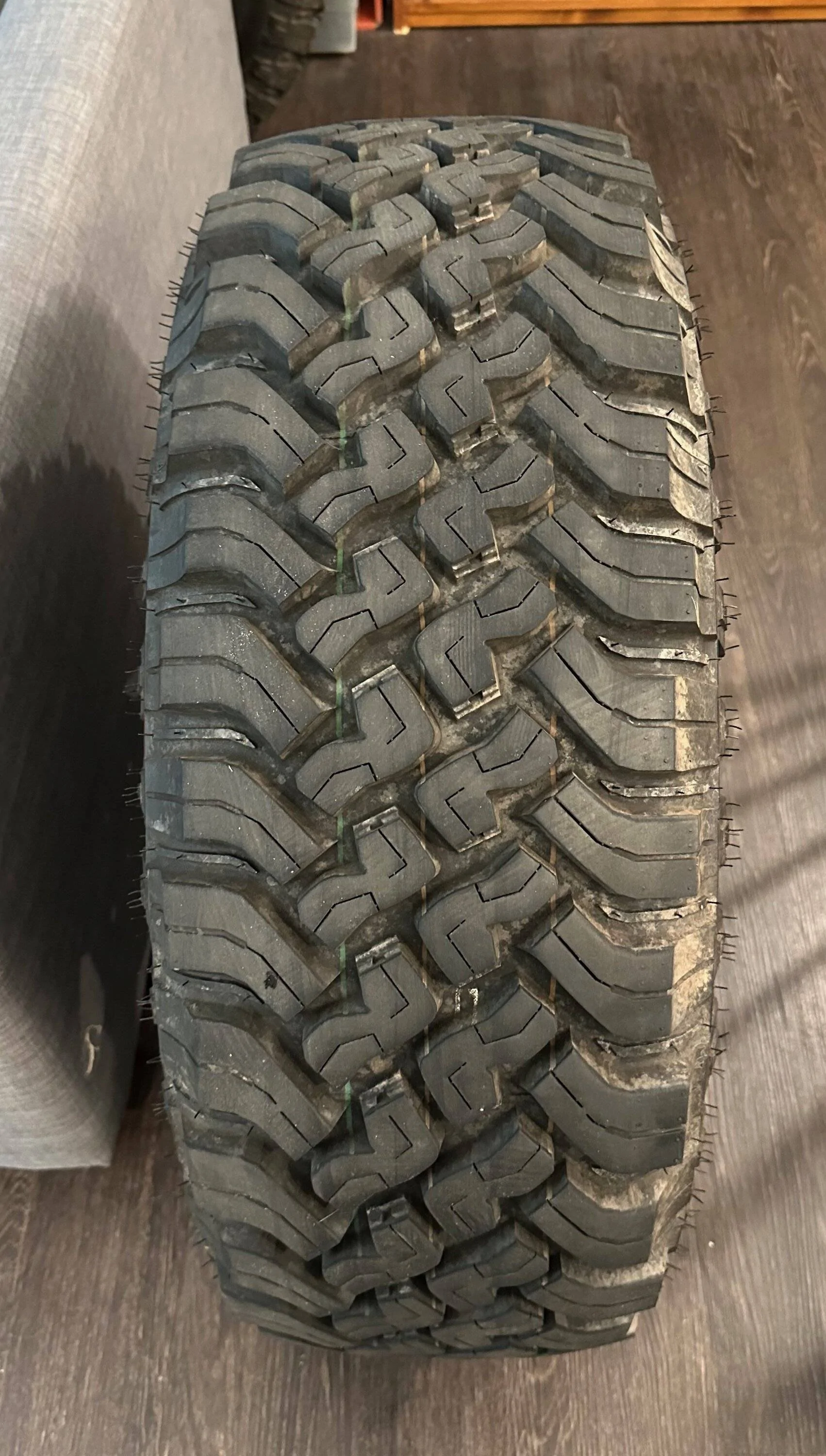 Jeep Gladiator '22 Rubicon Wheels 33" Falken M/Ts 4500 miles - $1000 wheel2_tread