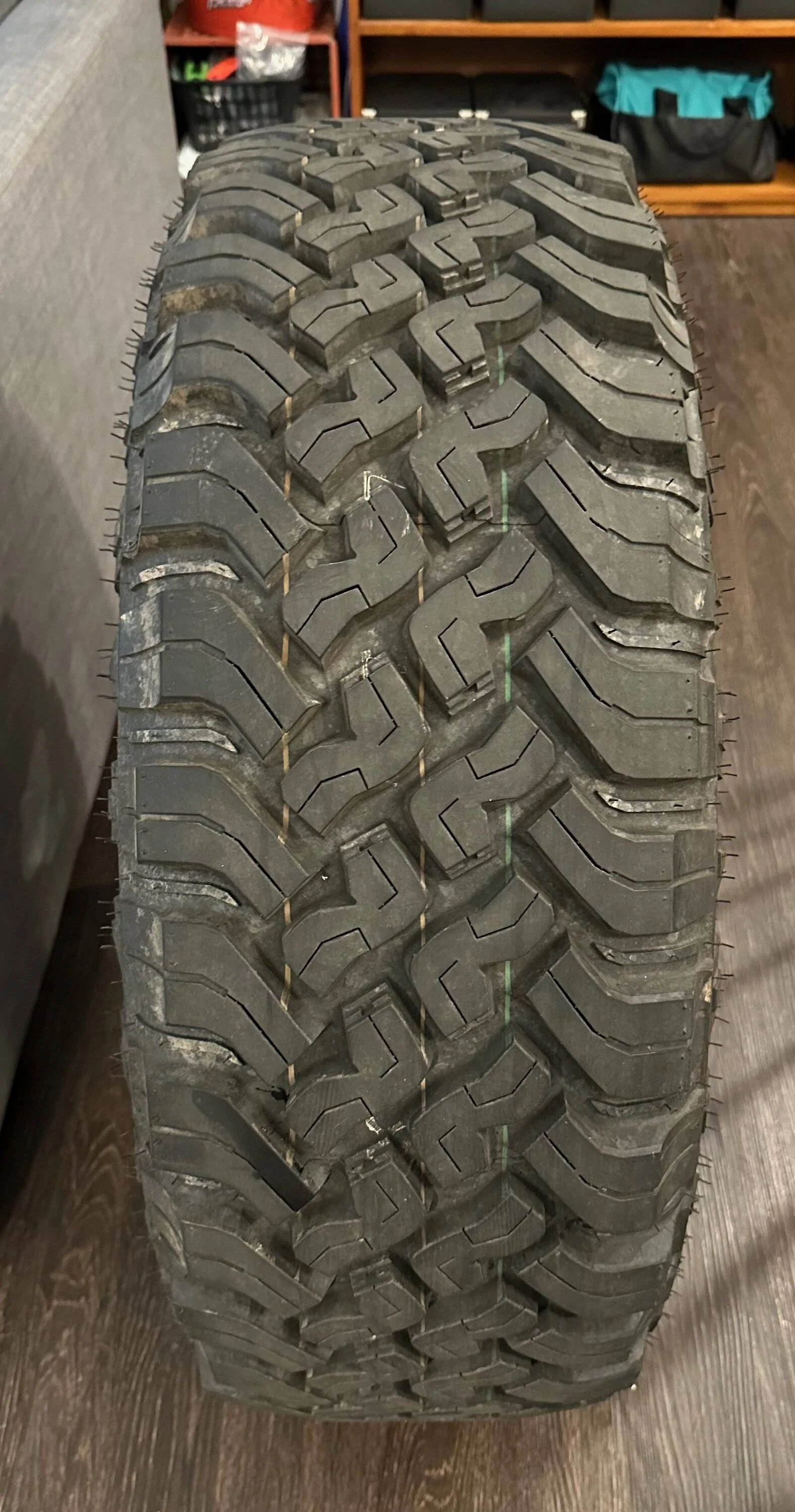 Jeep Gladiator '22 Rubicon Wheels 33" Falken M/Ts 4500 miles - $1000 wheel4_tread