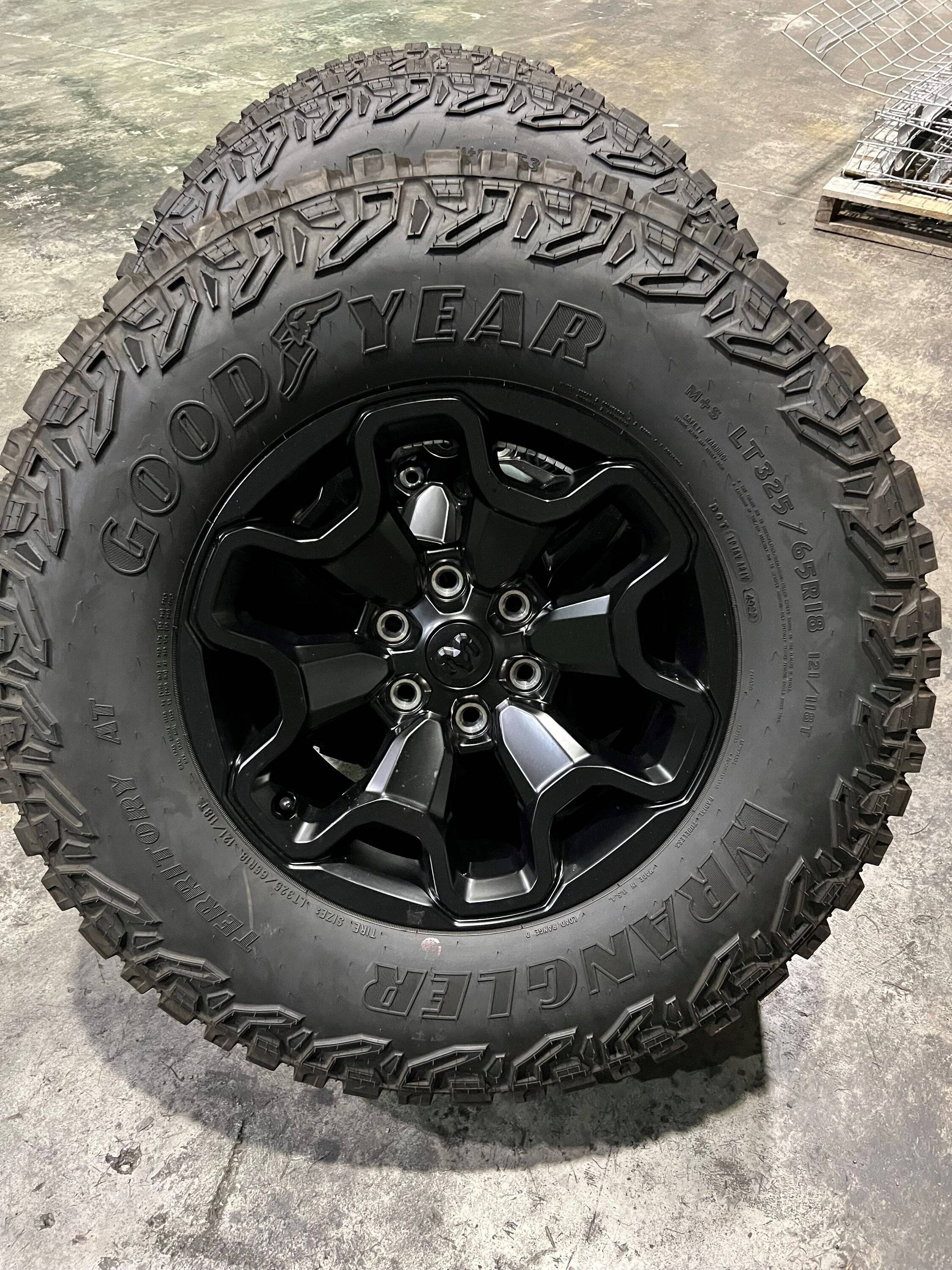 Alabama - 325/65R18 Goodyear Wrangler Territory AT 35x12.50x18 tires ...