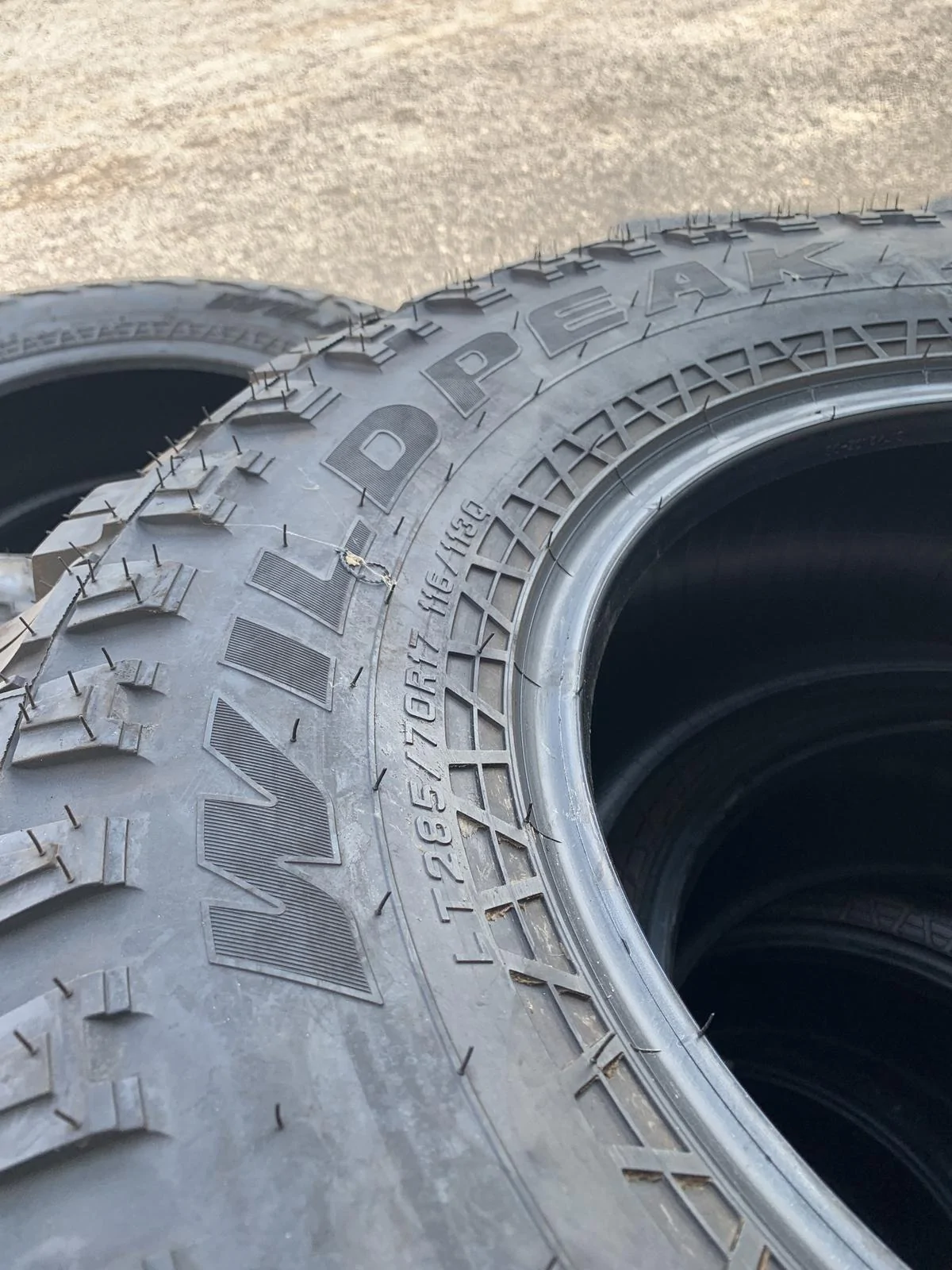 Jeep Gladiator 5 Rubicon Falken Tires in NY FYq4PxL