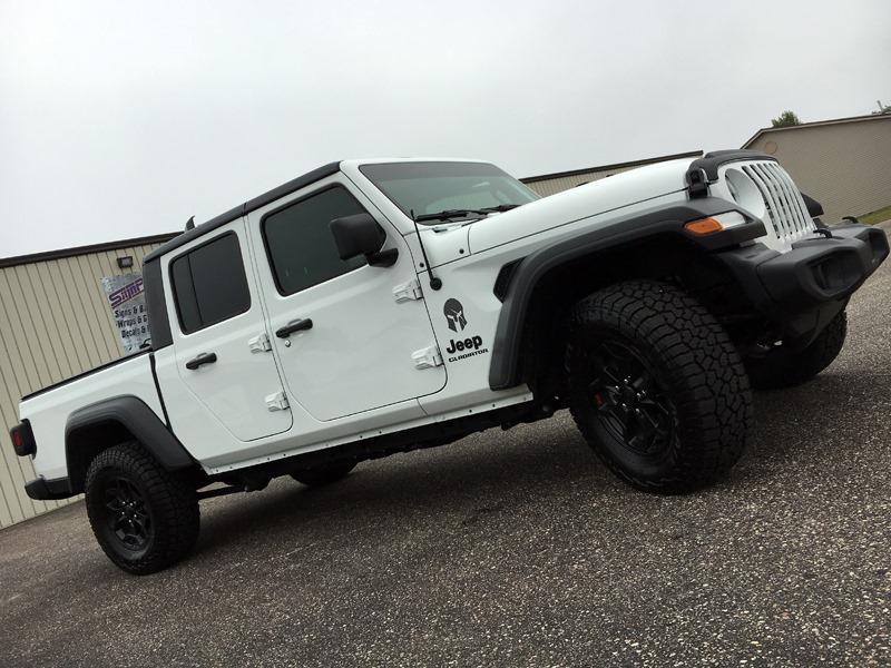 Jeep Gladiator Where have you been all my life, Gladys? 33345