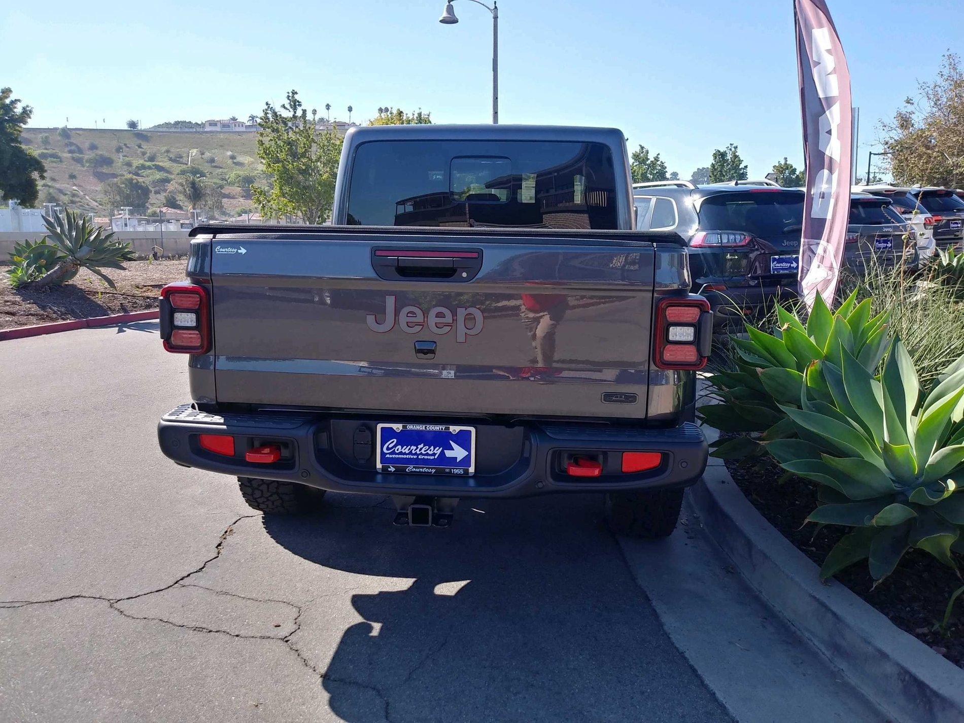 Jeep Gladiator First Granite Crystal VIN# Post Here B60BAAC8-E596-4F14-80A2-0393FB127BB0