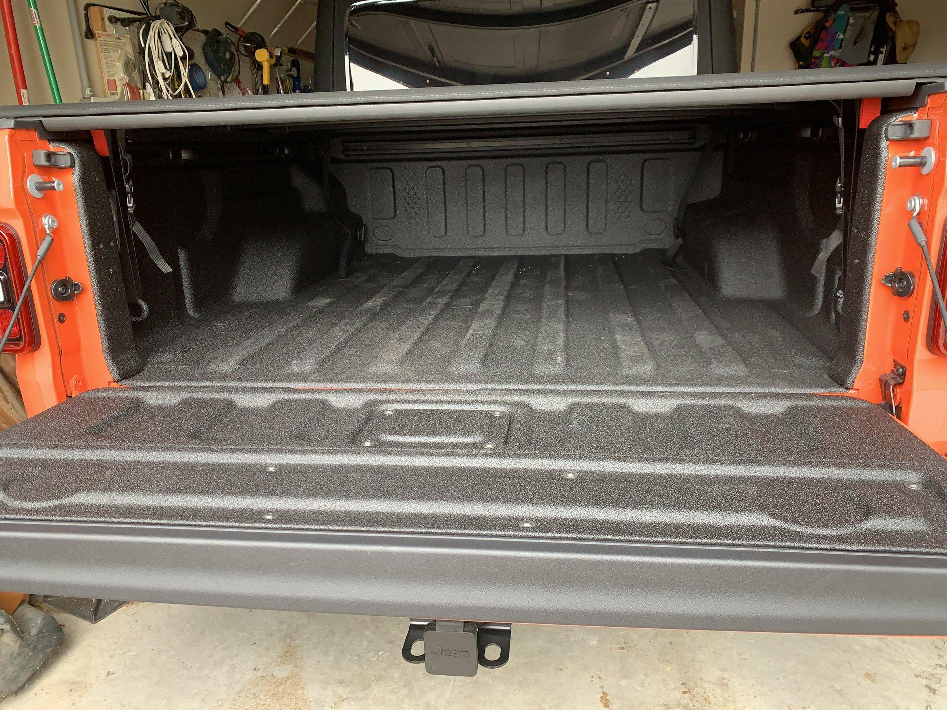 Jeep Gladiator How to lock your Jeep Gladiator soft tonneau cover for under $15 D911CF23-ADE7-4D02-9A2F-987C90C105ED