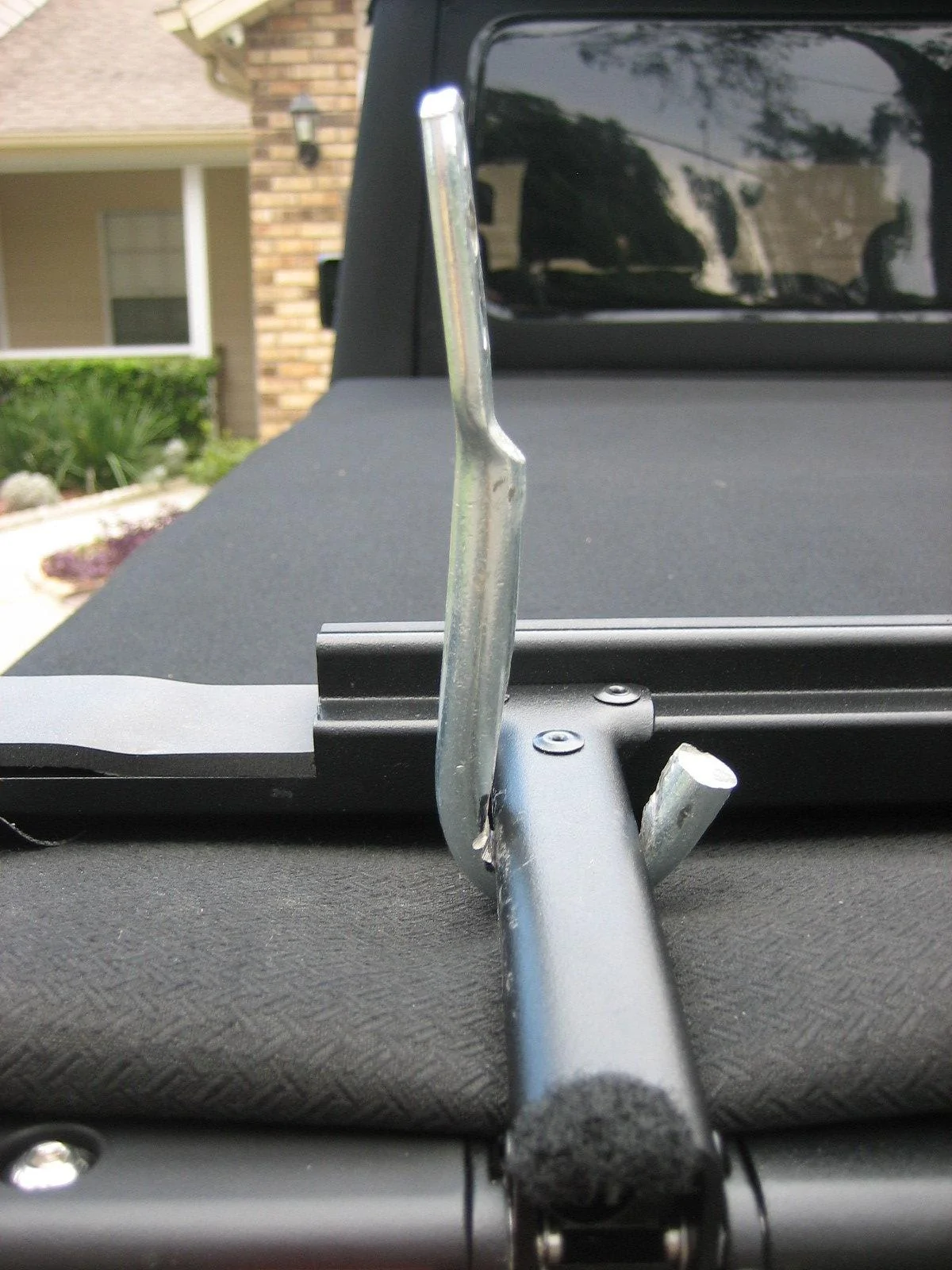 Jeep Gladiator My $10.00 Tonneau cover lock IMG_0258