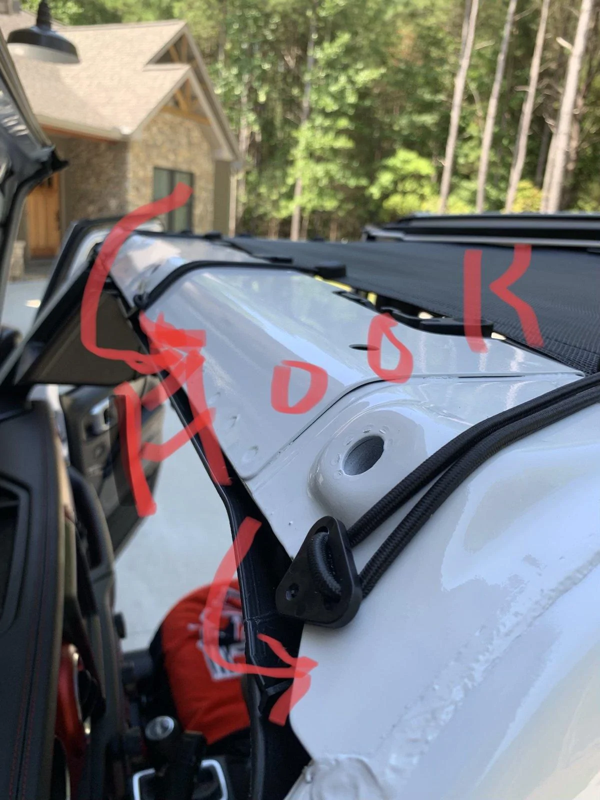 Jeep Gladiator Alien Sunshade, Spider webshade, or other? 9F653B8C-8644-4B6A-BC5C-07C8B8AB3F84