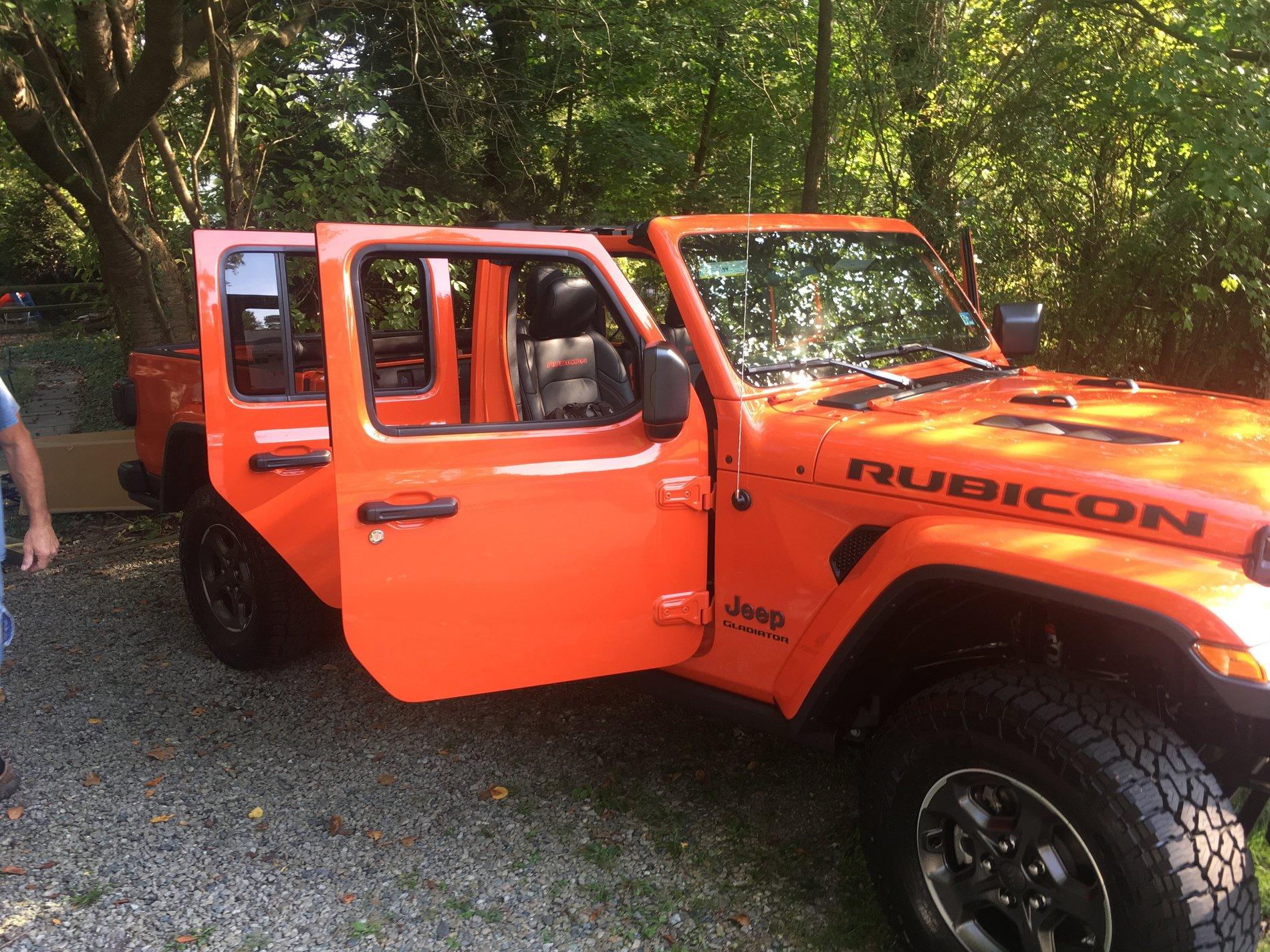 Jeep Gladiator Request: Gladiators with soft tops 515FAD52-F9CC-4749-ACCE-8B090DEF3F5C