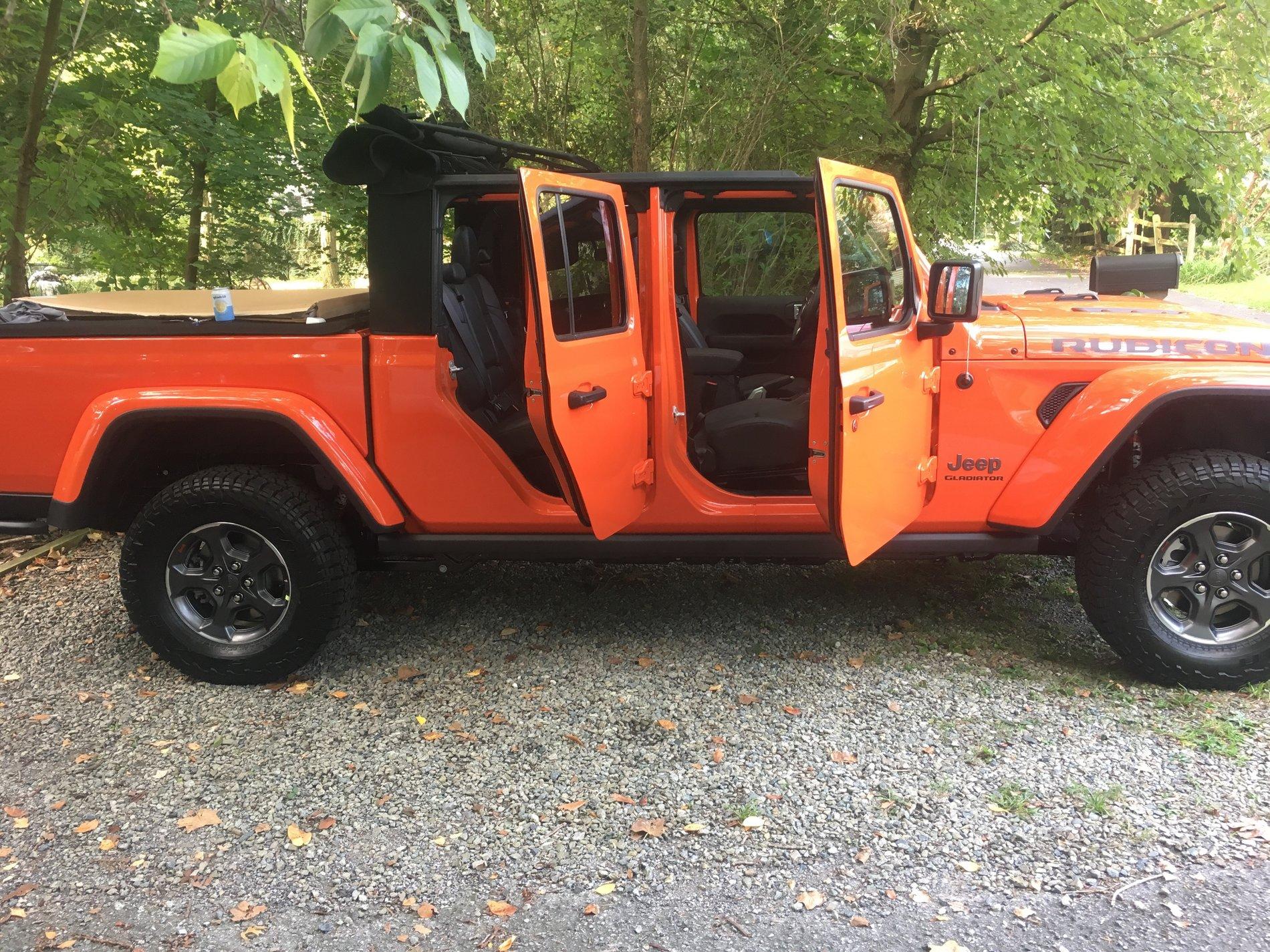 Jeep Gladiator Request: Gladiators with soft tops 789E472B-1CF8-40EB-A62A-47ADACC8D67C