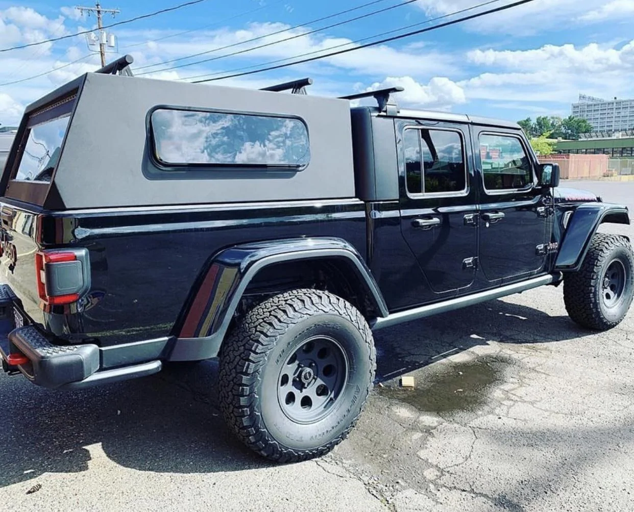 Jeep Gladiator BLACK Gladiator JT Club 51A17CEA-1C03-4191-B2C3-5609E828FE0C