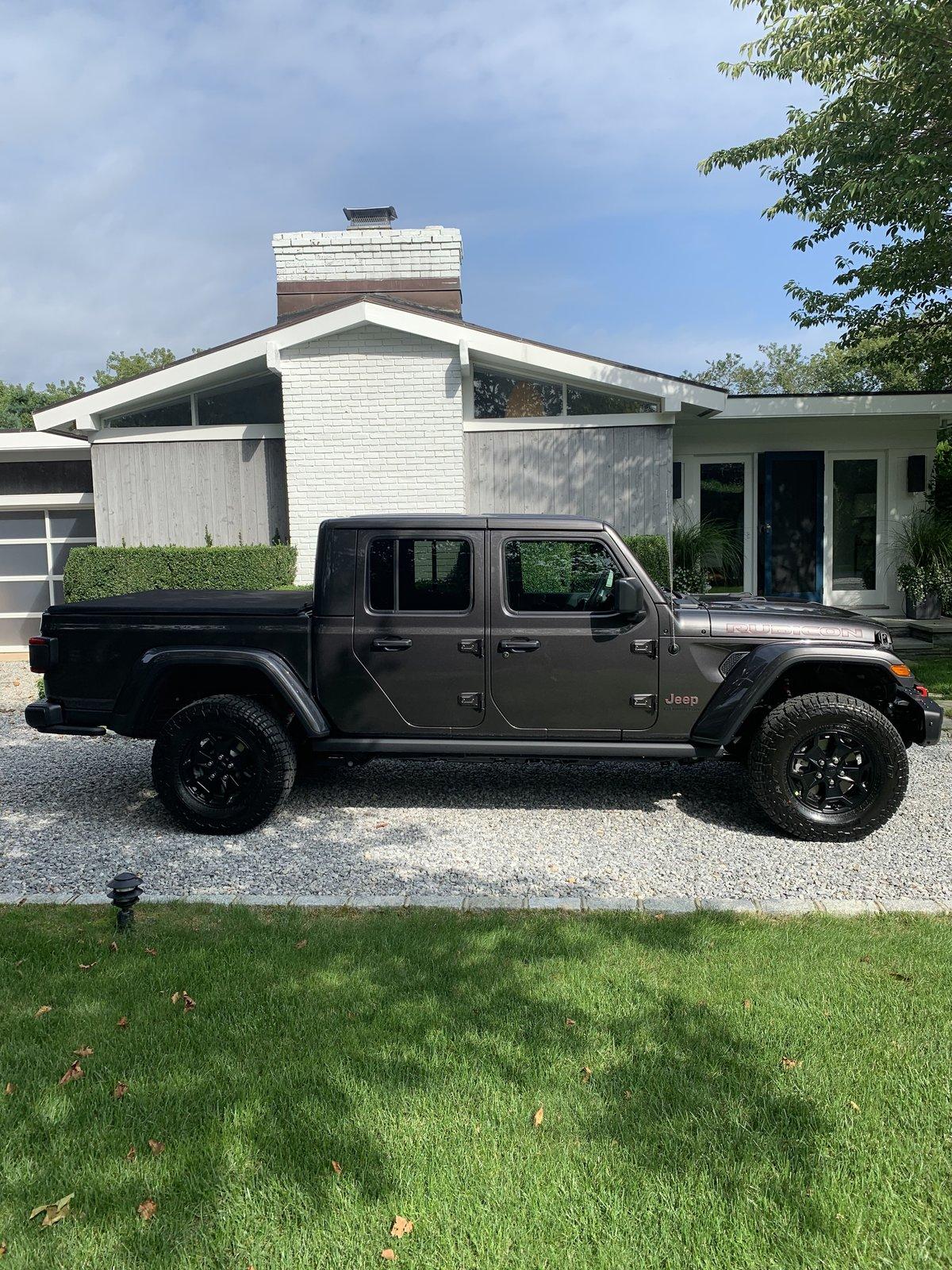 Jeep Gladiator First Granite Crystal VIN# Post Here 211C7EC2-52BC-4088-9B23-5401B9C5781C