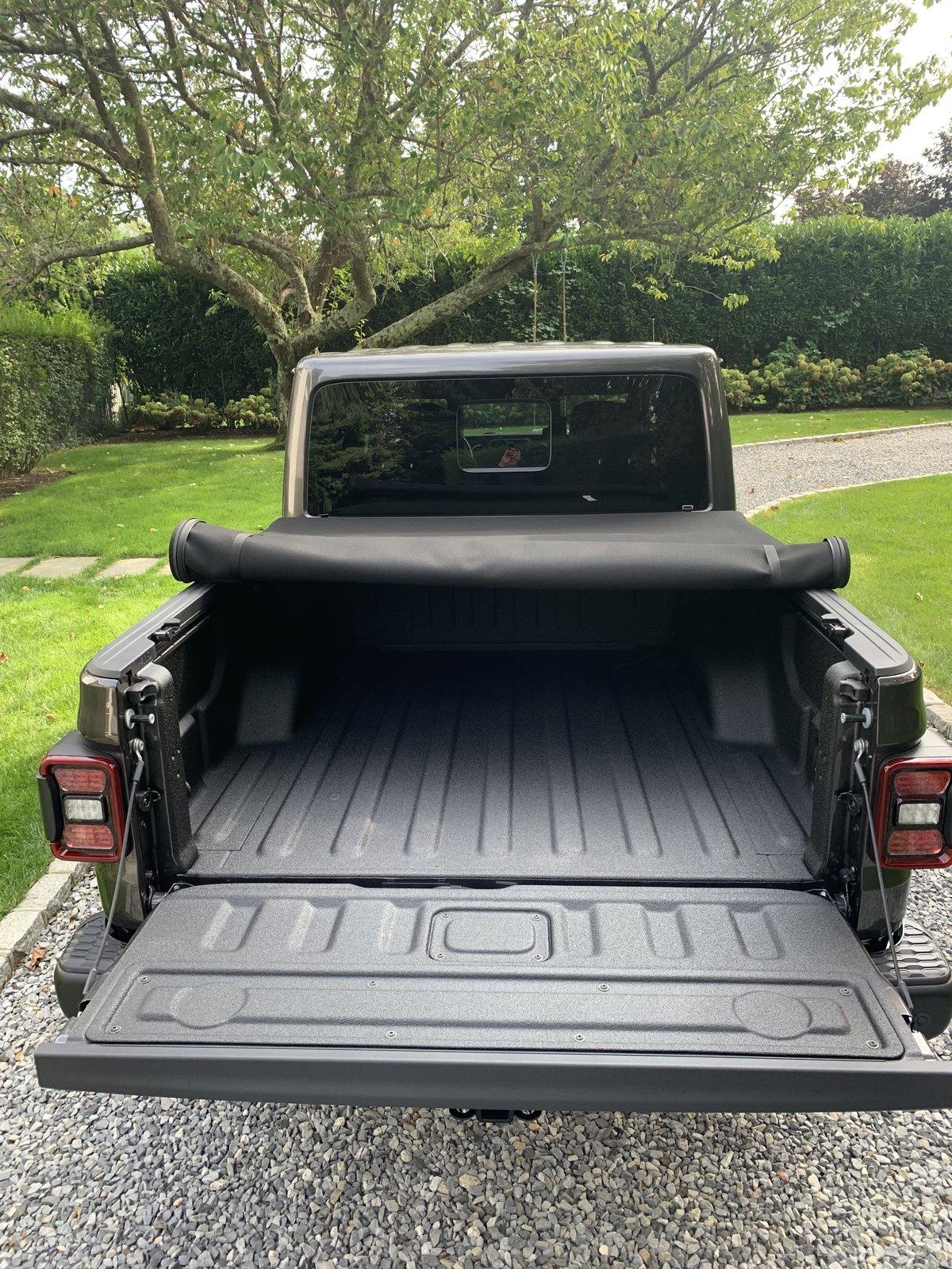 Jeep Gladiator First Granite Crystal VIN# Post Here 471D691D-AC29-43EF-A213-6D43189BA278
