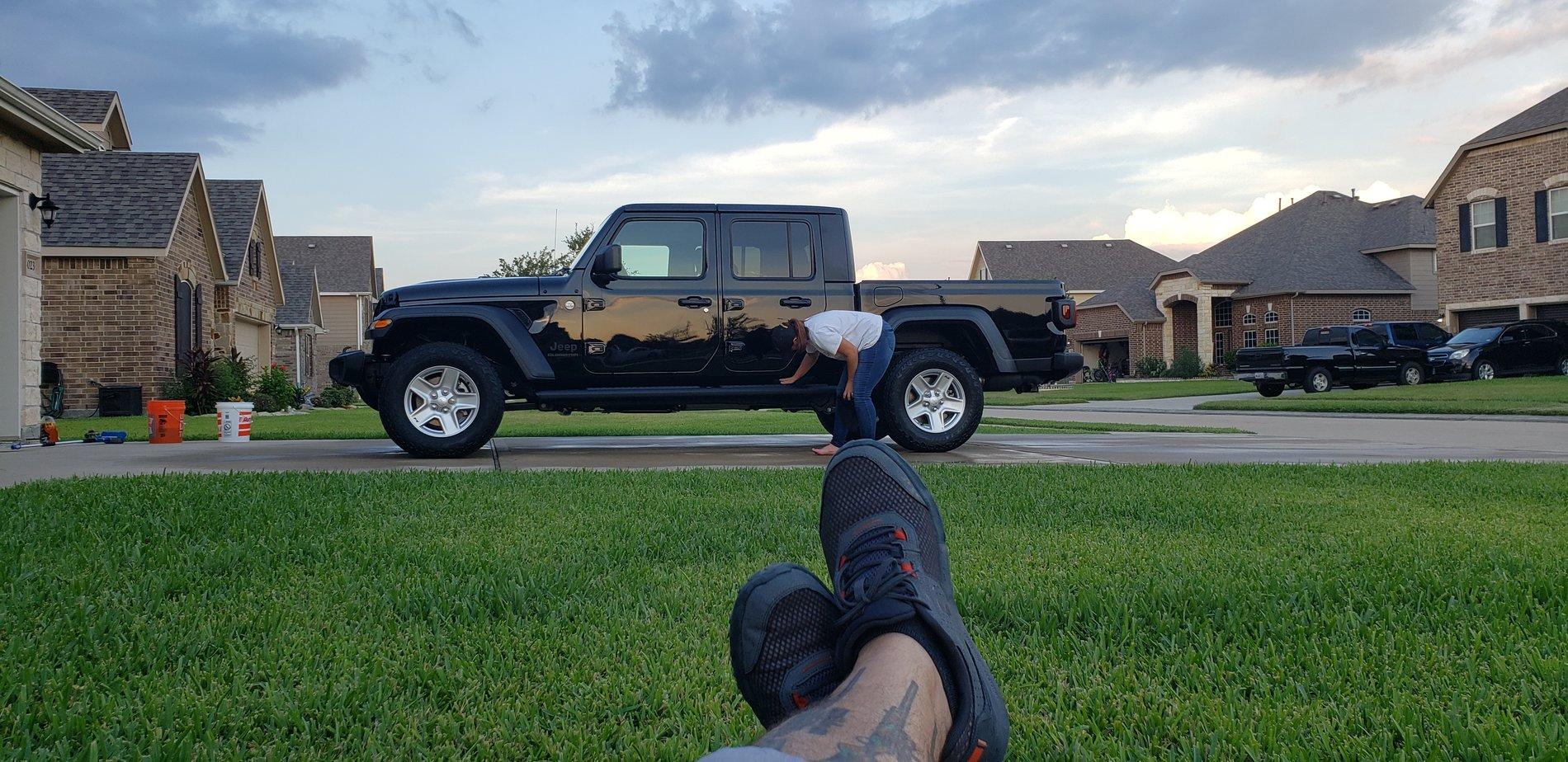 Jeep Gladiator BLACK Gladiator JT Club 20190915_184555