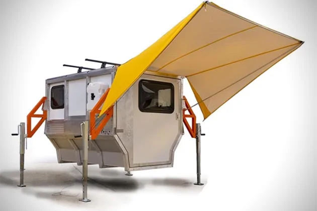 Jeep Gladiator Bobs BoxTop Camper Firefly-Micro-Camper-1