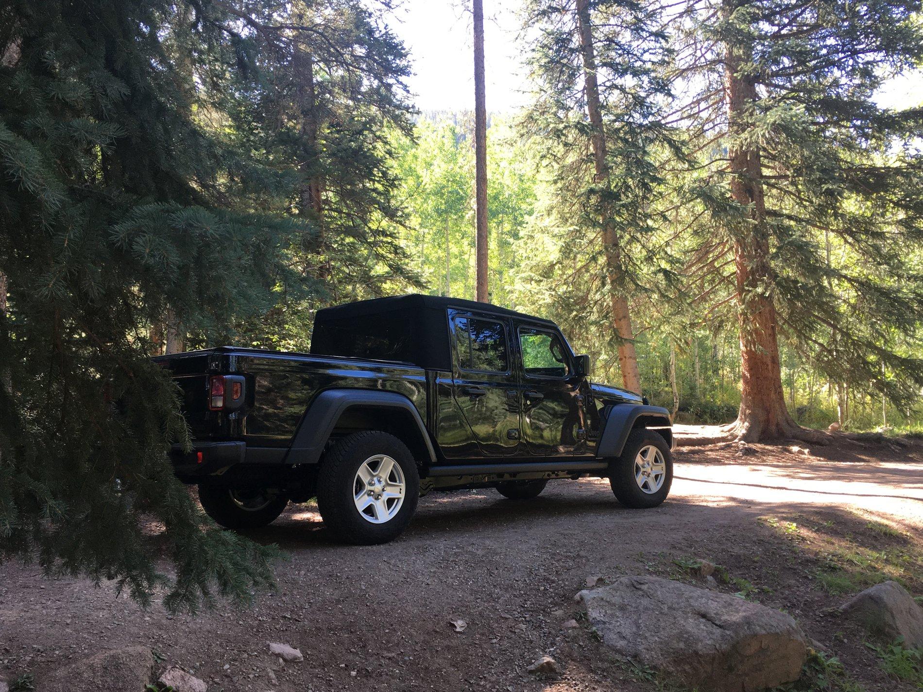 Jeep Gladiator Is The Gladiator THAT Ugly? 9FF055AF-570D-4654-8CE6-72DC988452CD