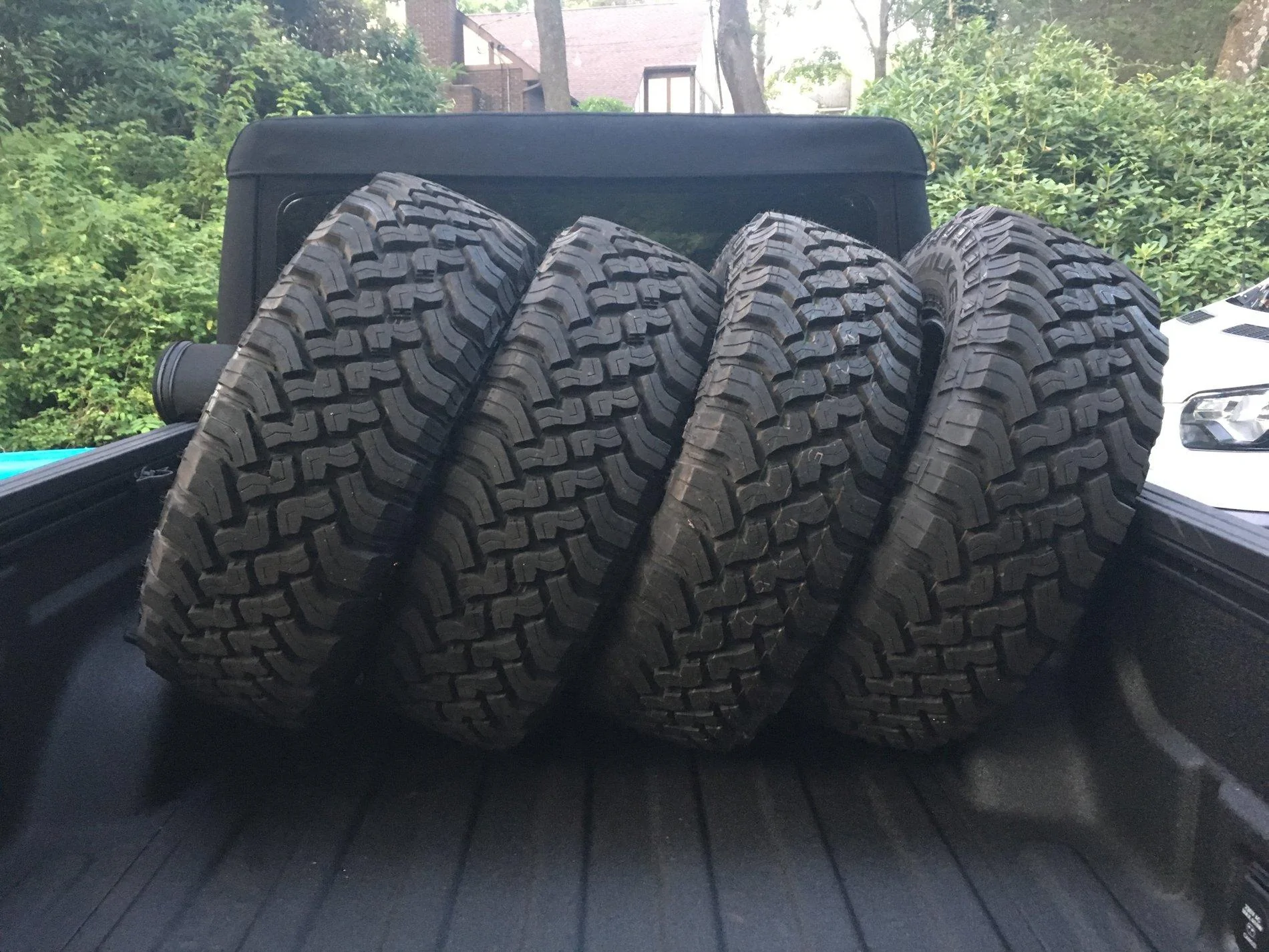 Jeep Gladiator 5 Falken Wildpeak M/T Tires LT285/70R17 1,300 miles on them looking for $1000 B333CAE7-F974-4D85-AE29-909779591DC0