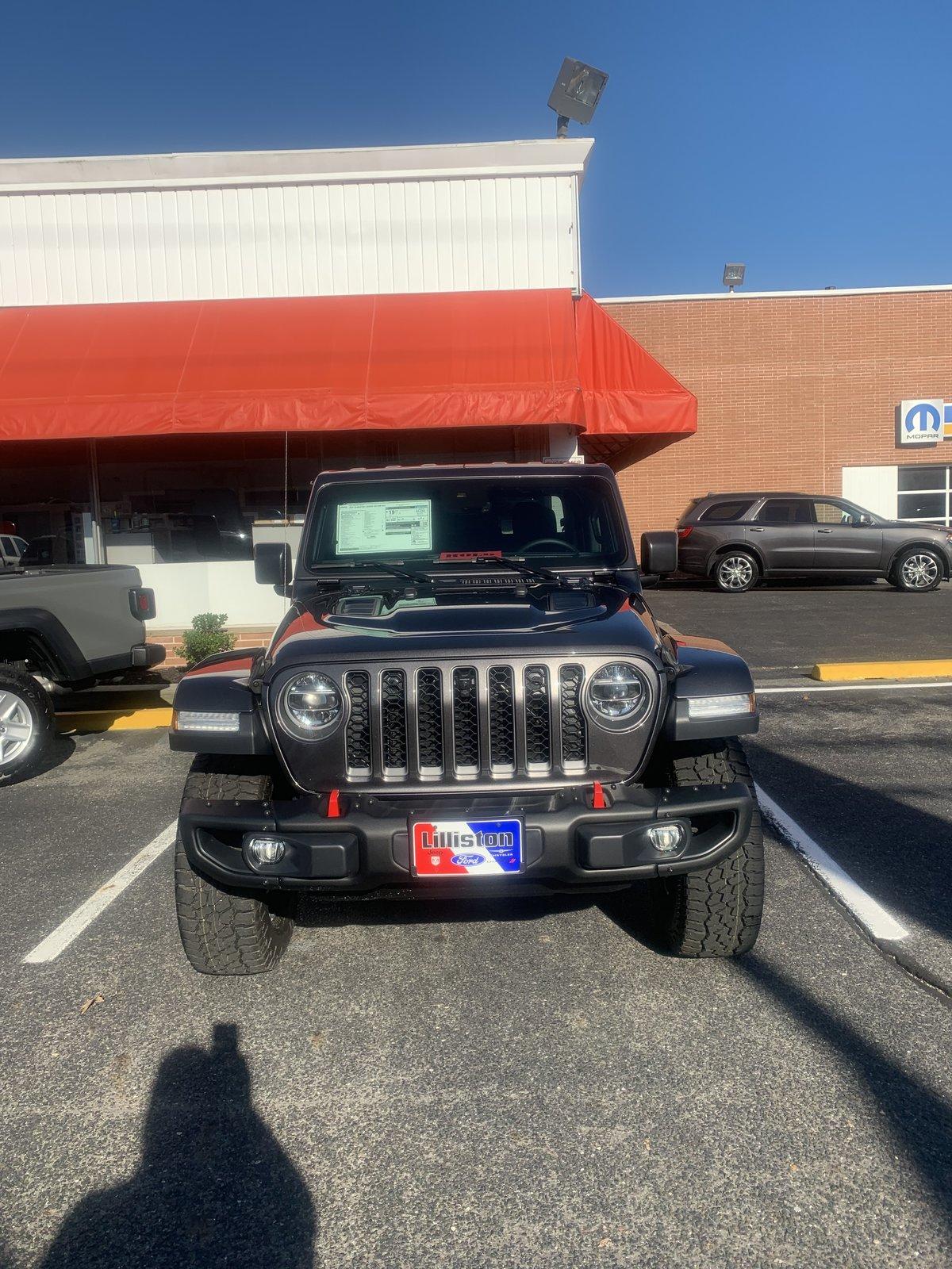 Jeep Gladiator First Granite Crystal VIN# Post Here 3C7E1EDA-DBFD-4620-8C4D-614EB7084209