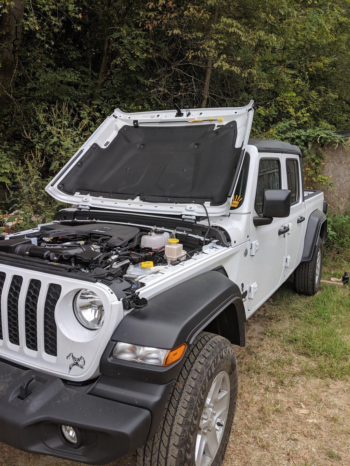 How To Open Hood On Jeep Gladiator: Quick and Easy Steps