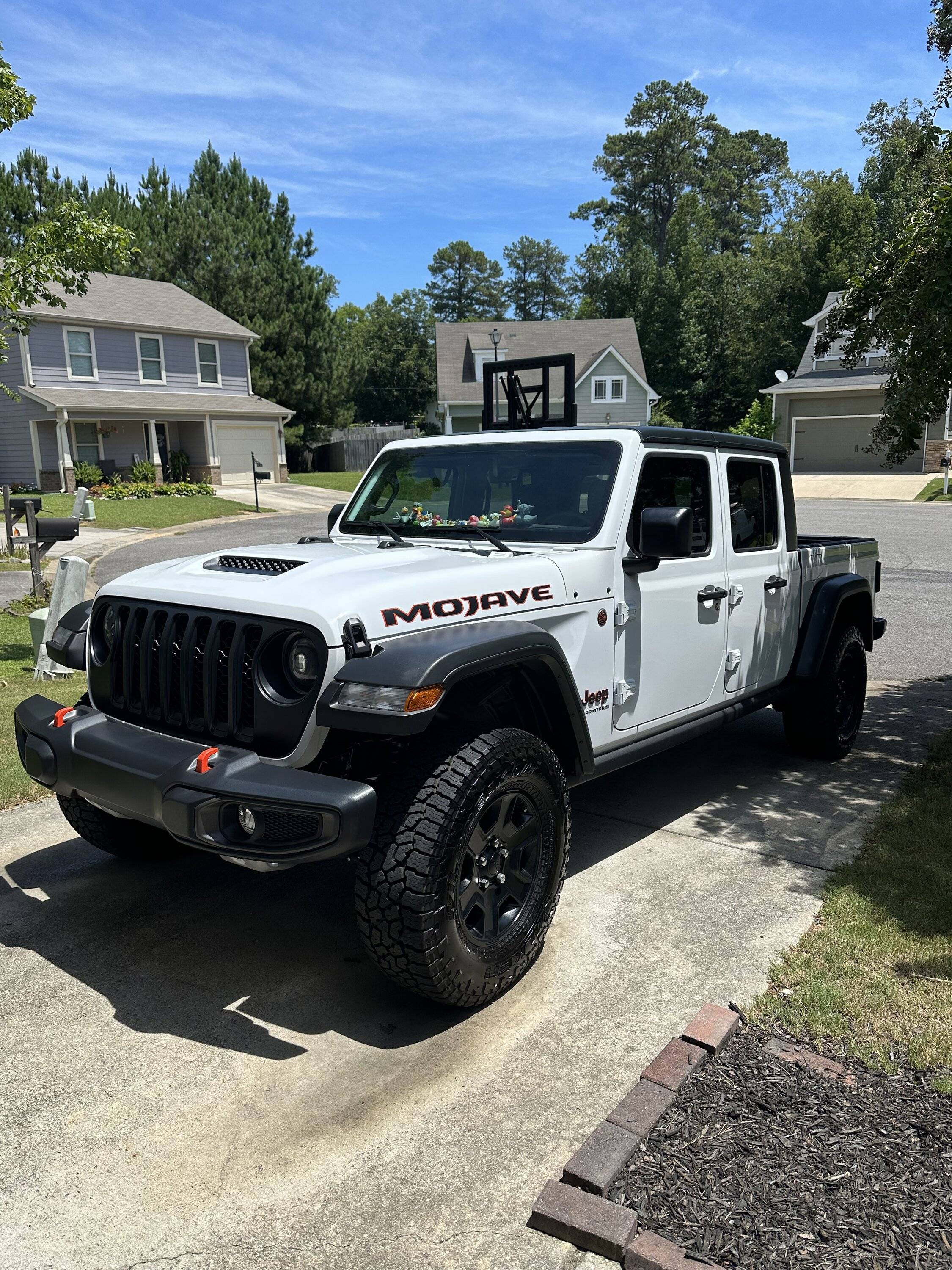 Jeep Gladiator BRIGHT WHITE Gladiator JT Club IMG_5622