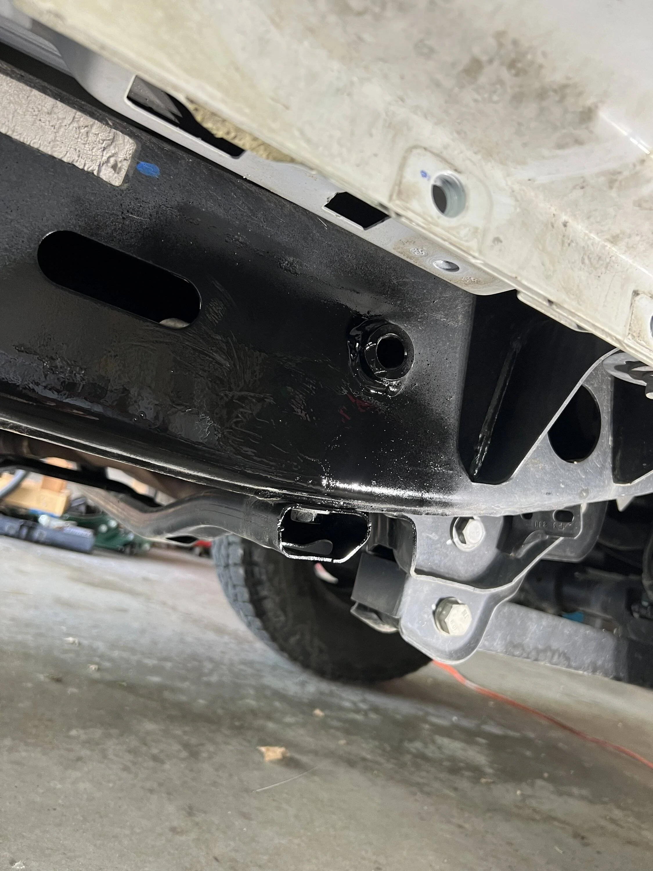 Jeep Gladiator Mounting running boards: Anyone run into this? IMG_4122