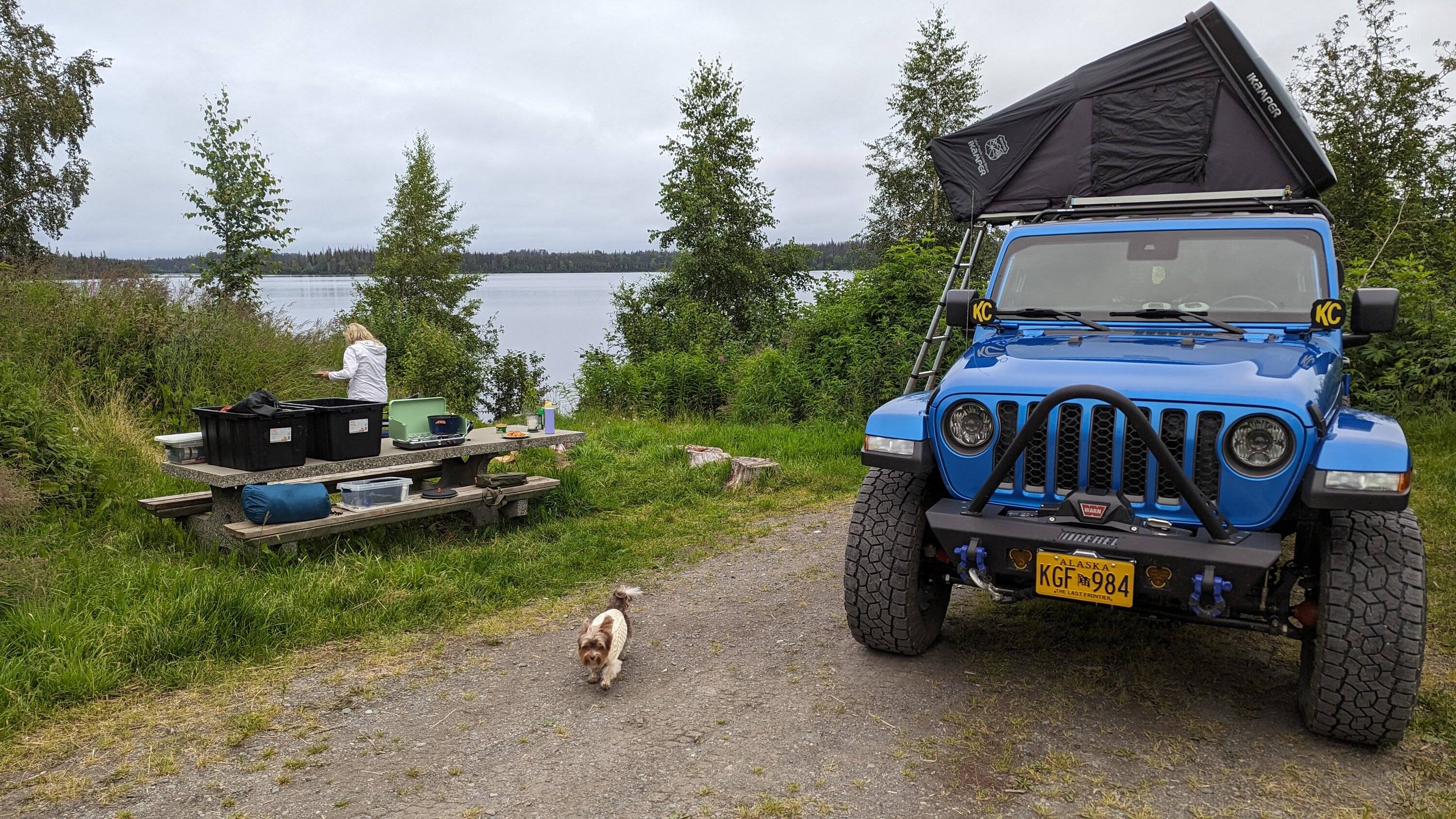Jeep Gladiator Alaska Daily Drivers: Hydro Blue 80A and Bright White JTR PXL_20230729_055135427.MP