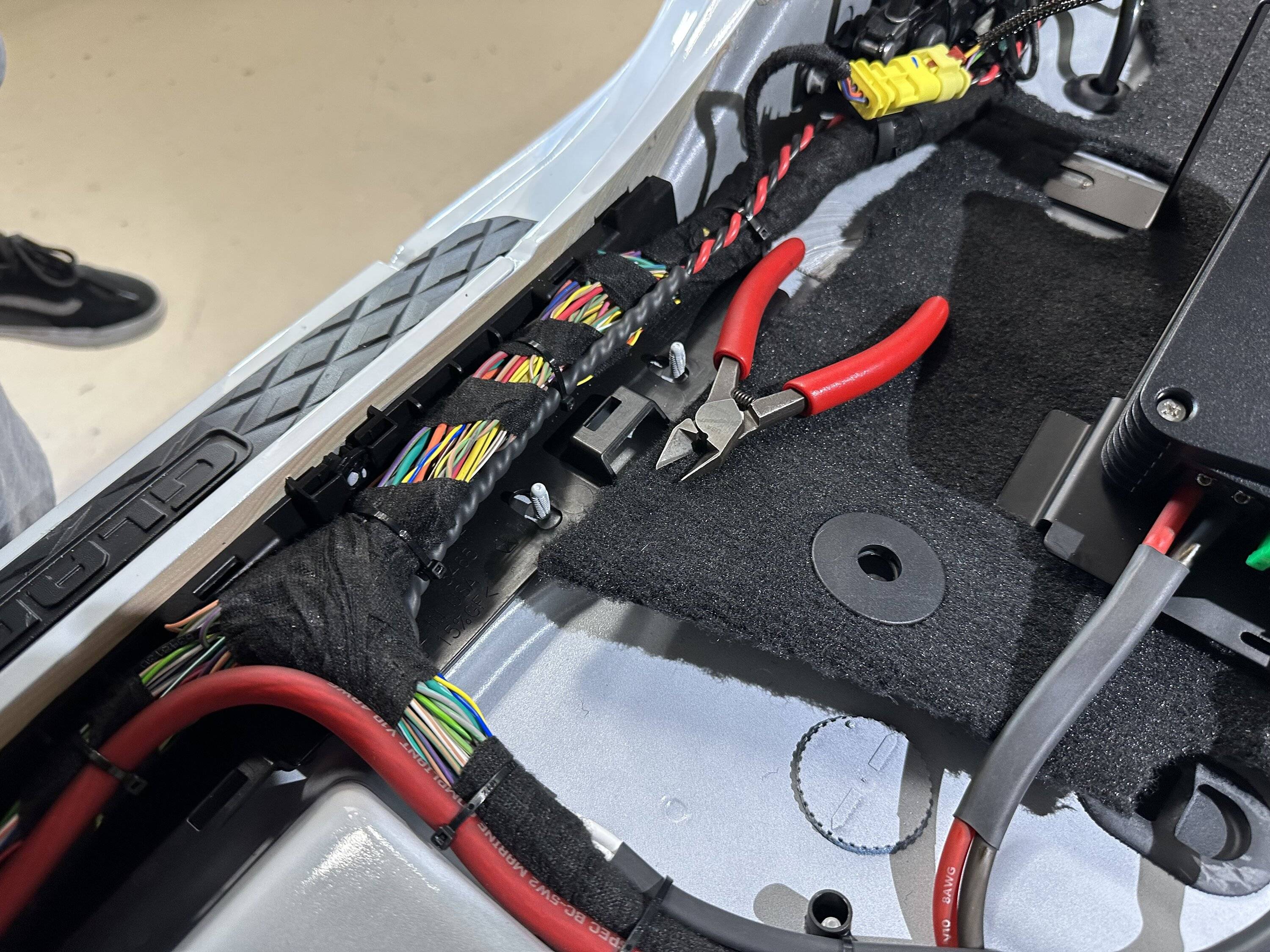 Jeep Gladiator Gladiator Audio Upgrade - Alpine to Audison DSP and Morel Sub - now with added Helix! IMG_8414