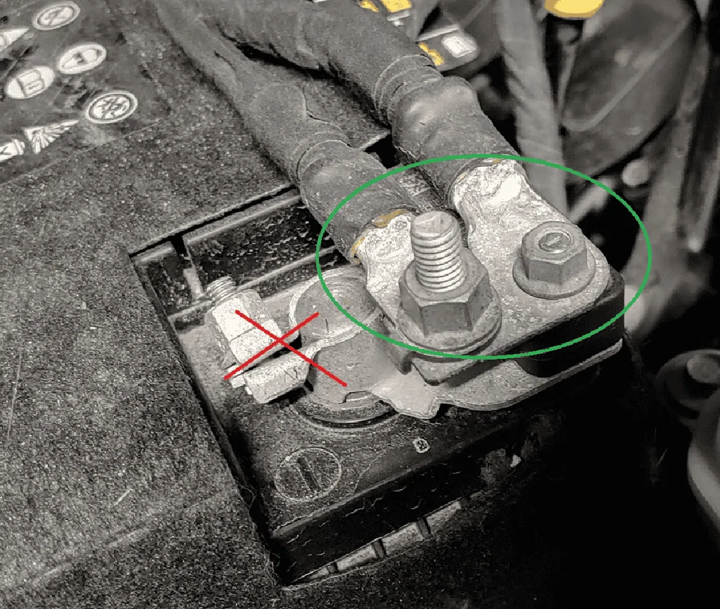 Jeep Gladiator DIY How-to: Take the Aux Battery Offline 1690936130292