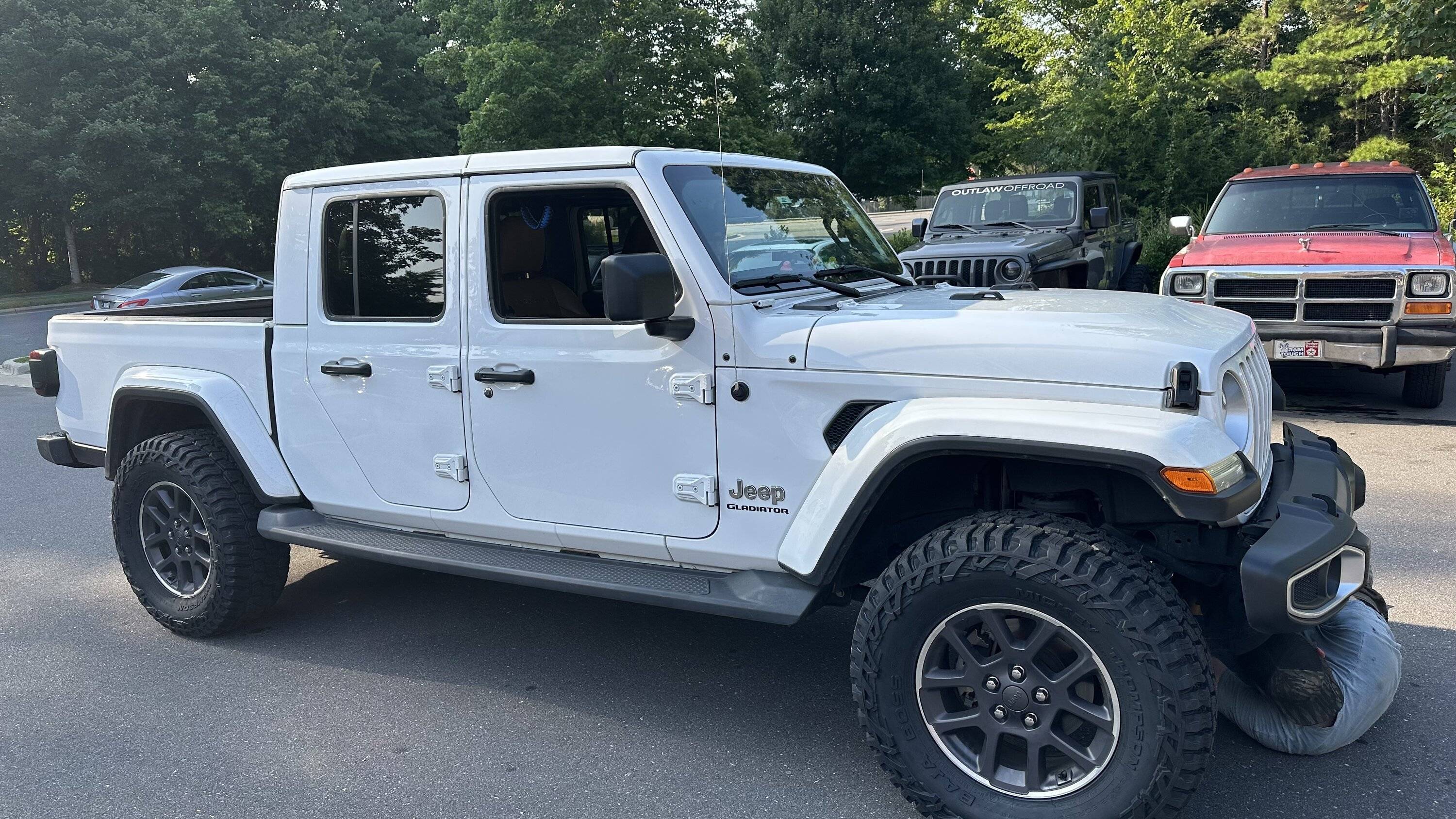 Jeep Gladiator Overland 18” wheels and 33”, 35”, 37” tires? IMG_3404