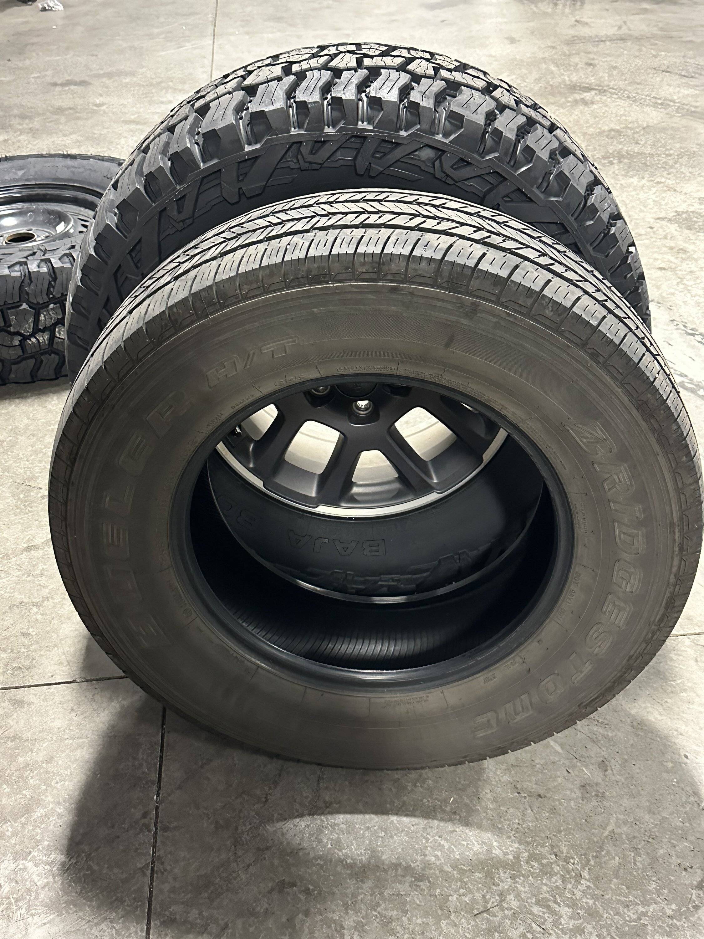 Jeep Gladiator Overland 18” wheels and 33”, 35”, 37” tires? IMG_3402