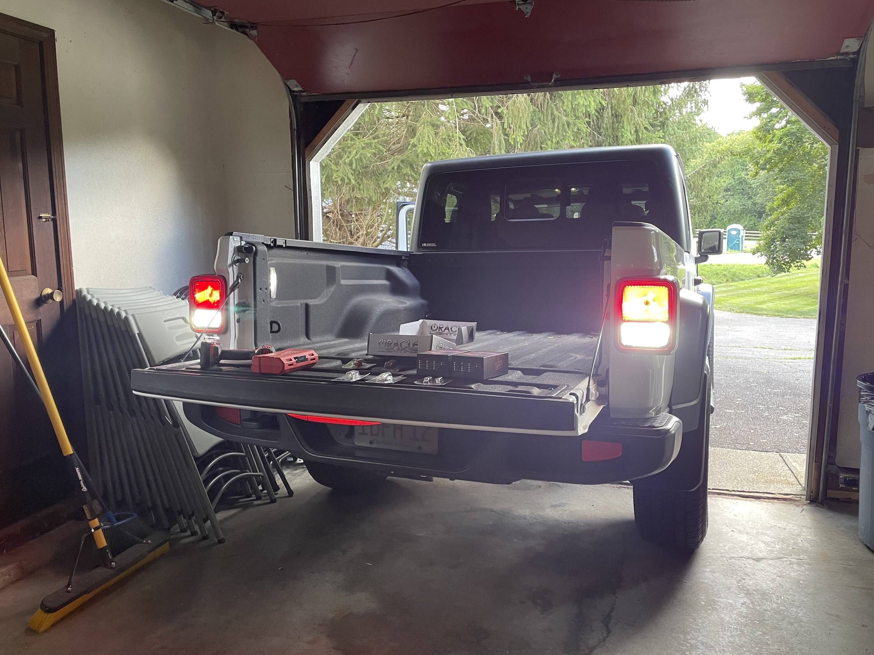 Jeep Gladiator S-V4 Halogen LED Replacements IMG_3300
