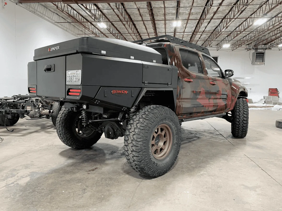 Jeep Gladiator Anyone covert over to a flatbed yet? 1691005896833