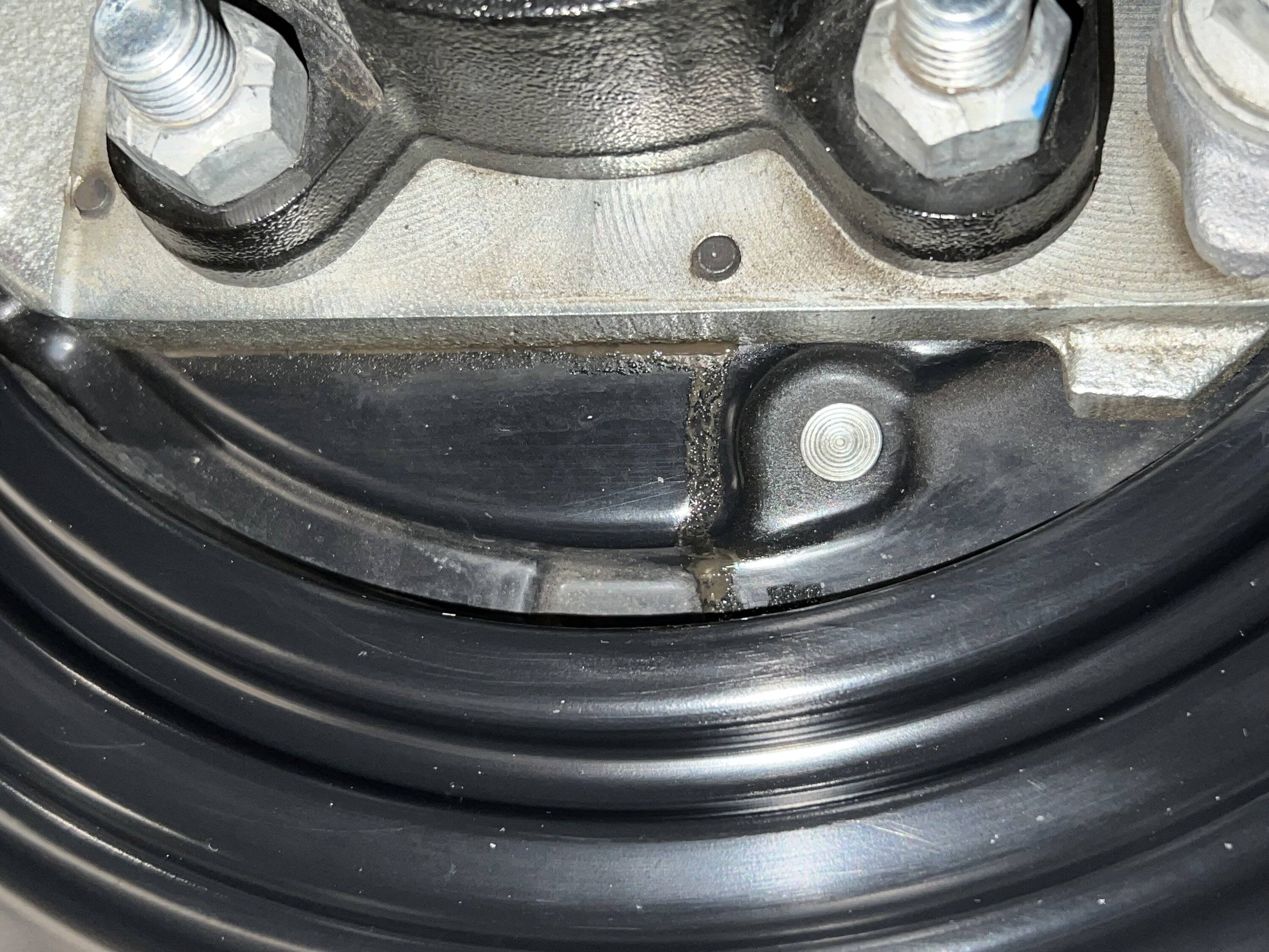 Jeep Gladiator Leaking axle seal? IMG_4649