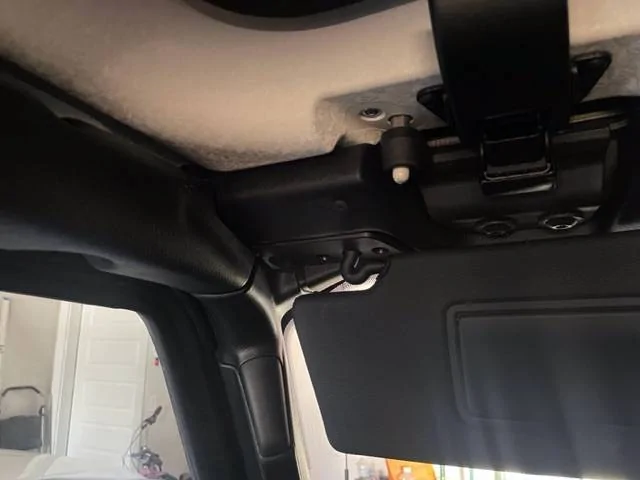 Jeep Gladiator Windshield area rattle IMG_2090