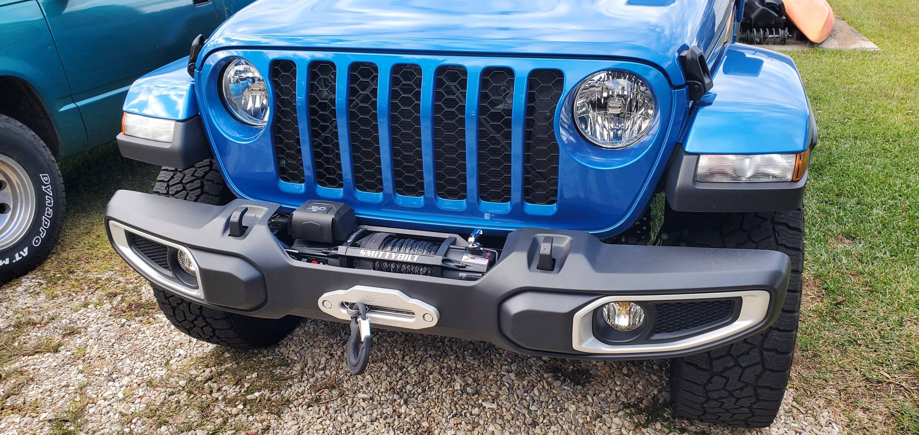 Jeep Gladiator Plastic Bumper Winch Club 20221030_172813