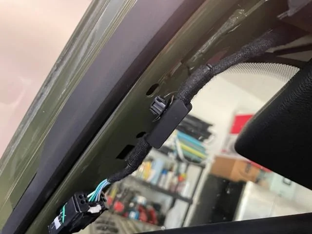 Jeep Gladiator Windshield area rattle IMG_2092